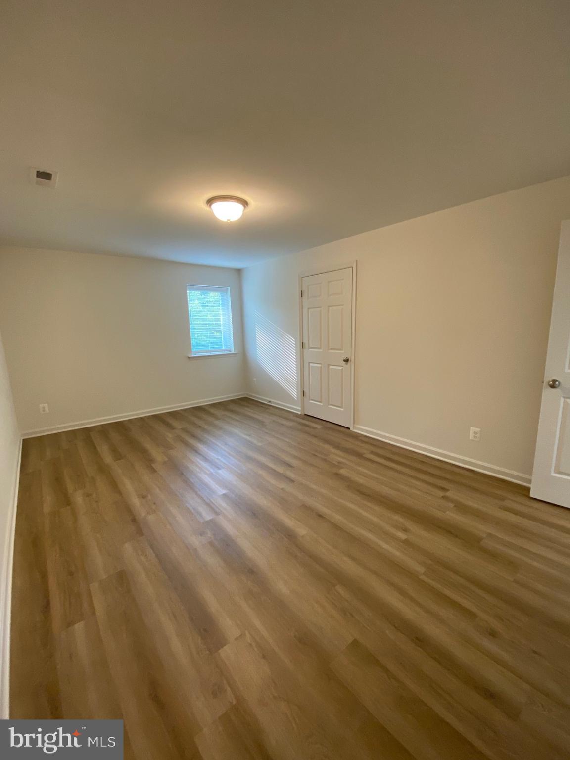 WALNUT GROVE ESTATES - Residential