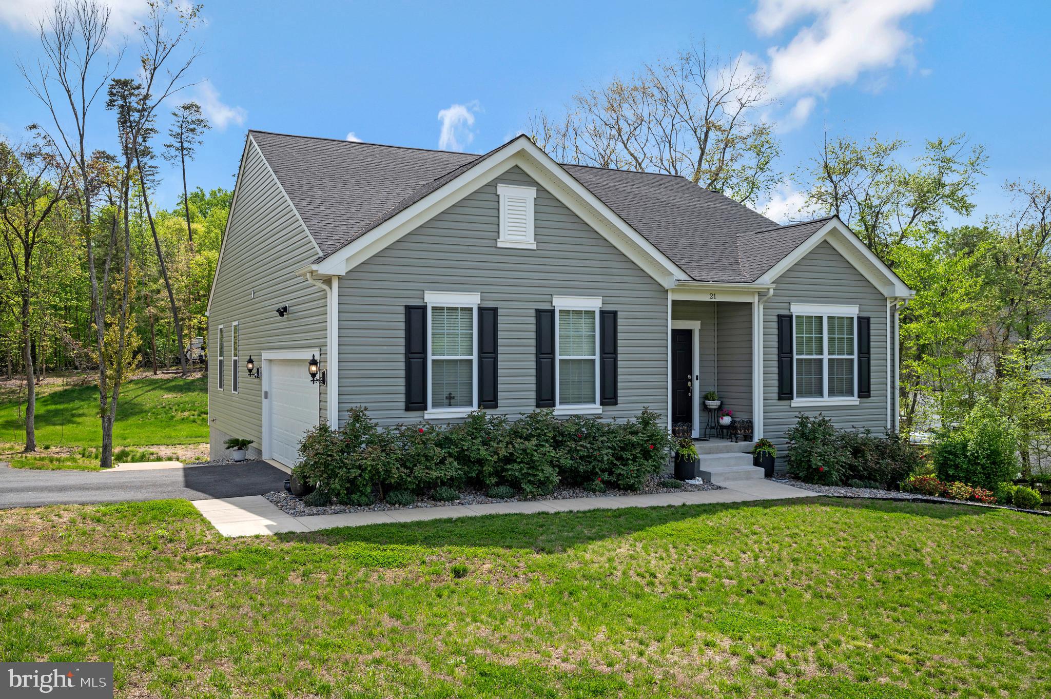 WALNUT GROVE ESTATES - Residential