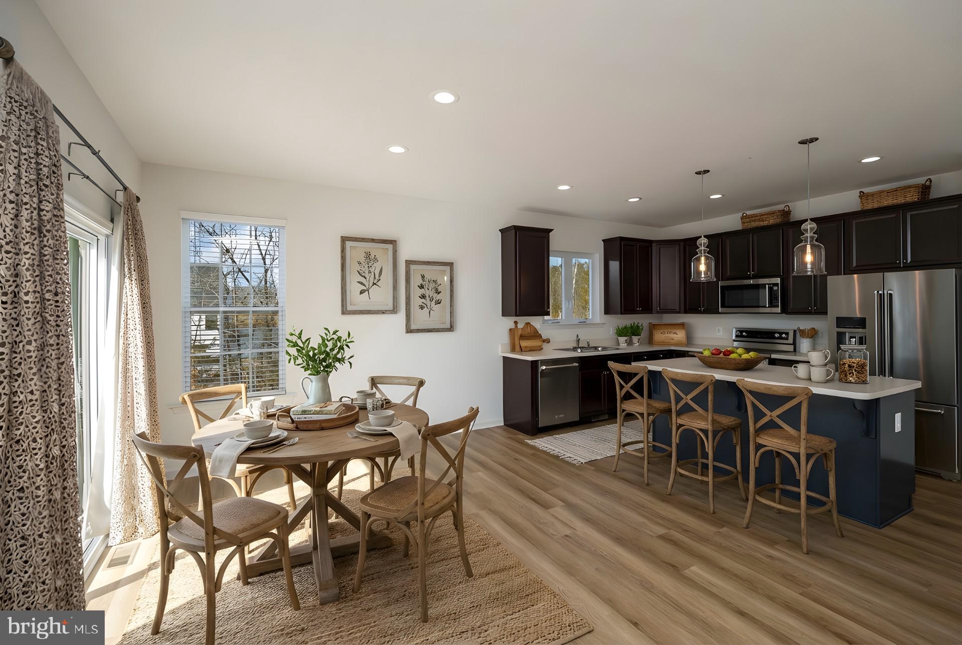 WALNUT GROVE ESTATES - Residential