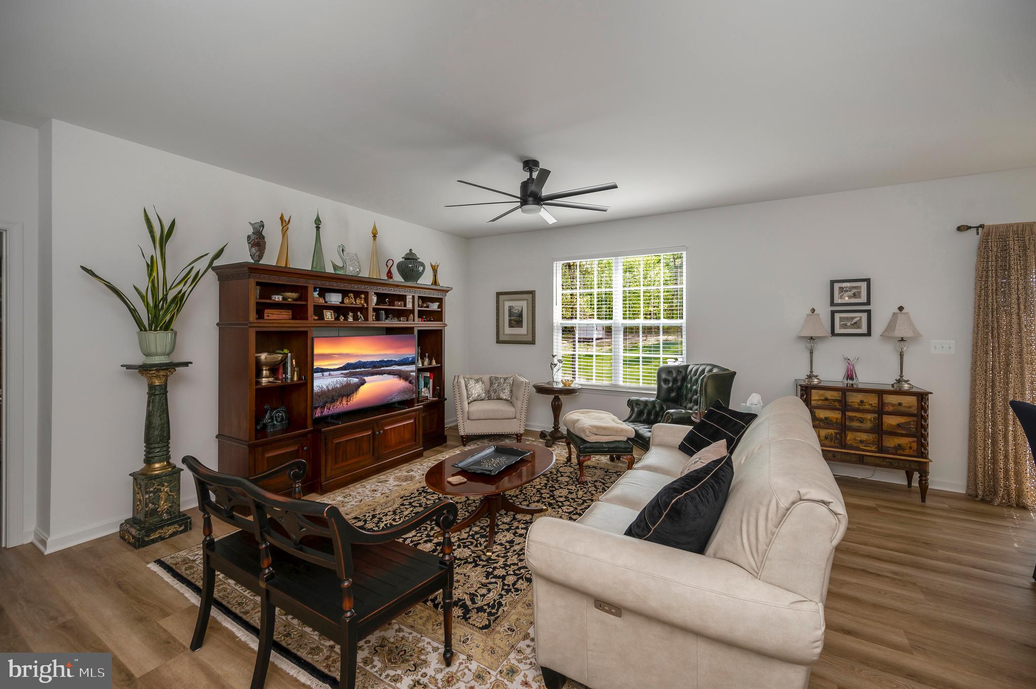 WALNUT GROVE ESTATES - Residential