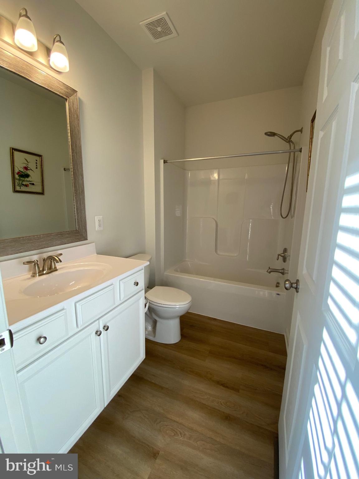 WALNUT GROVE ESTATES - Residential