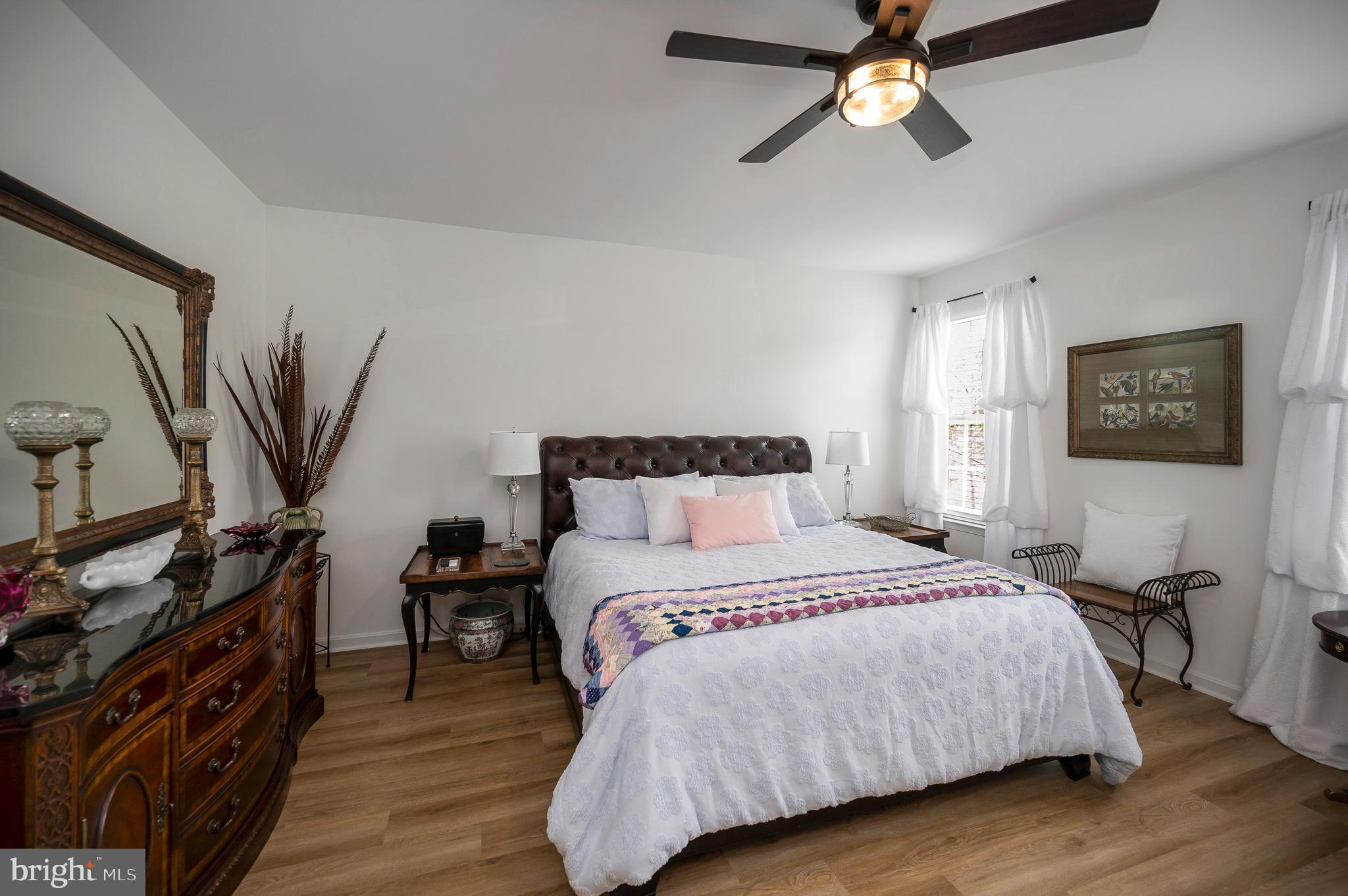 WALNUT GROVE ESTATES - Residential