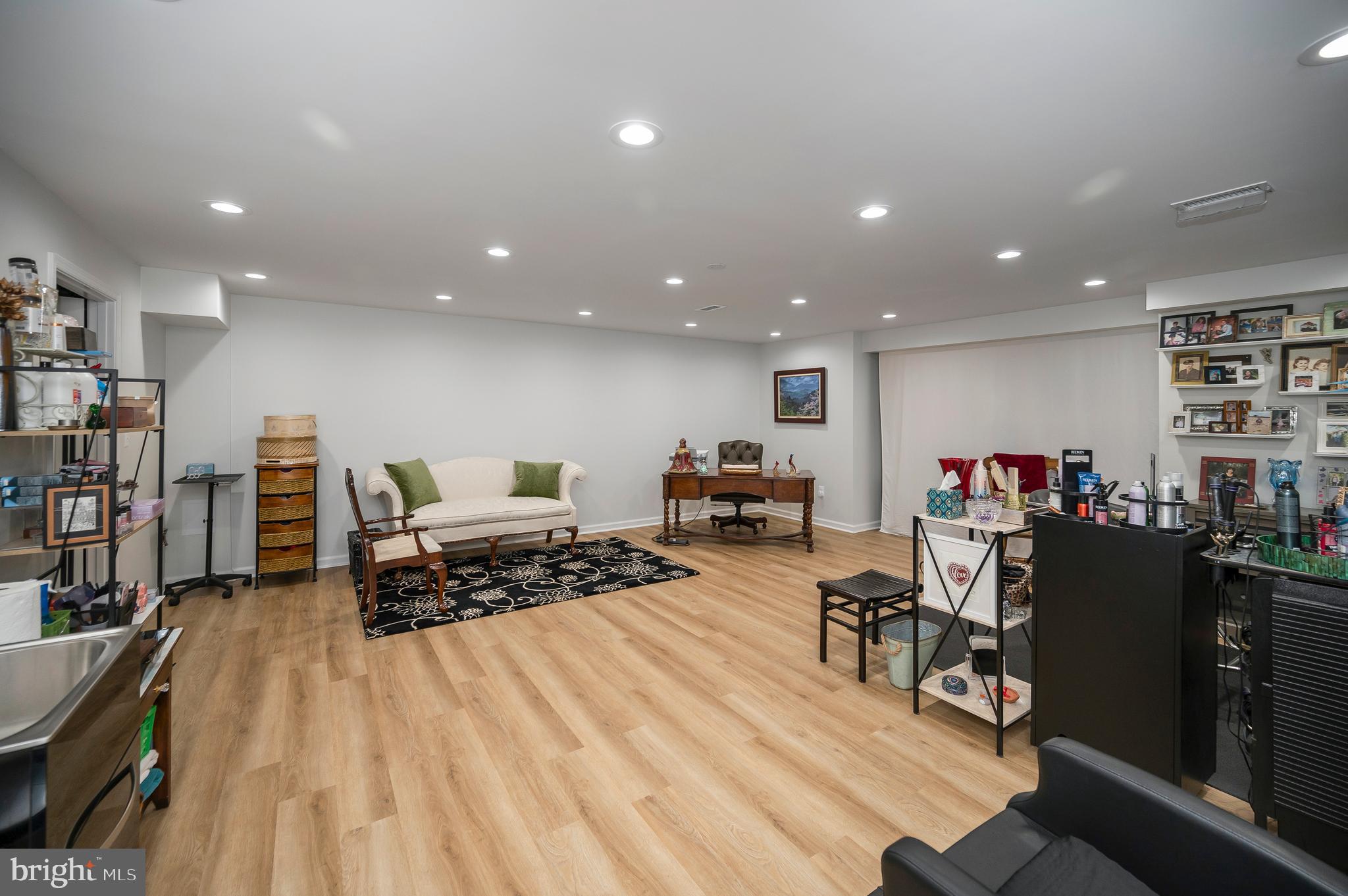 WALNUT GROVE ESTATES - Residential