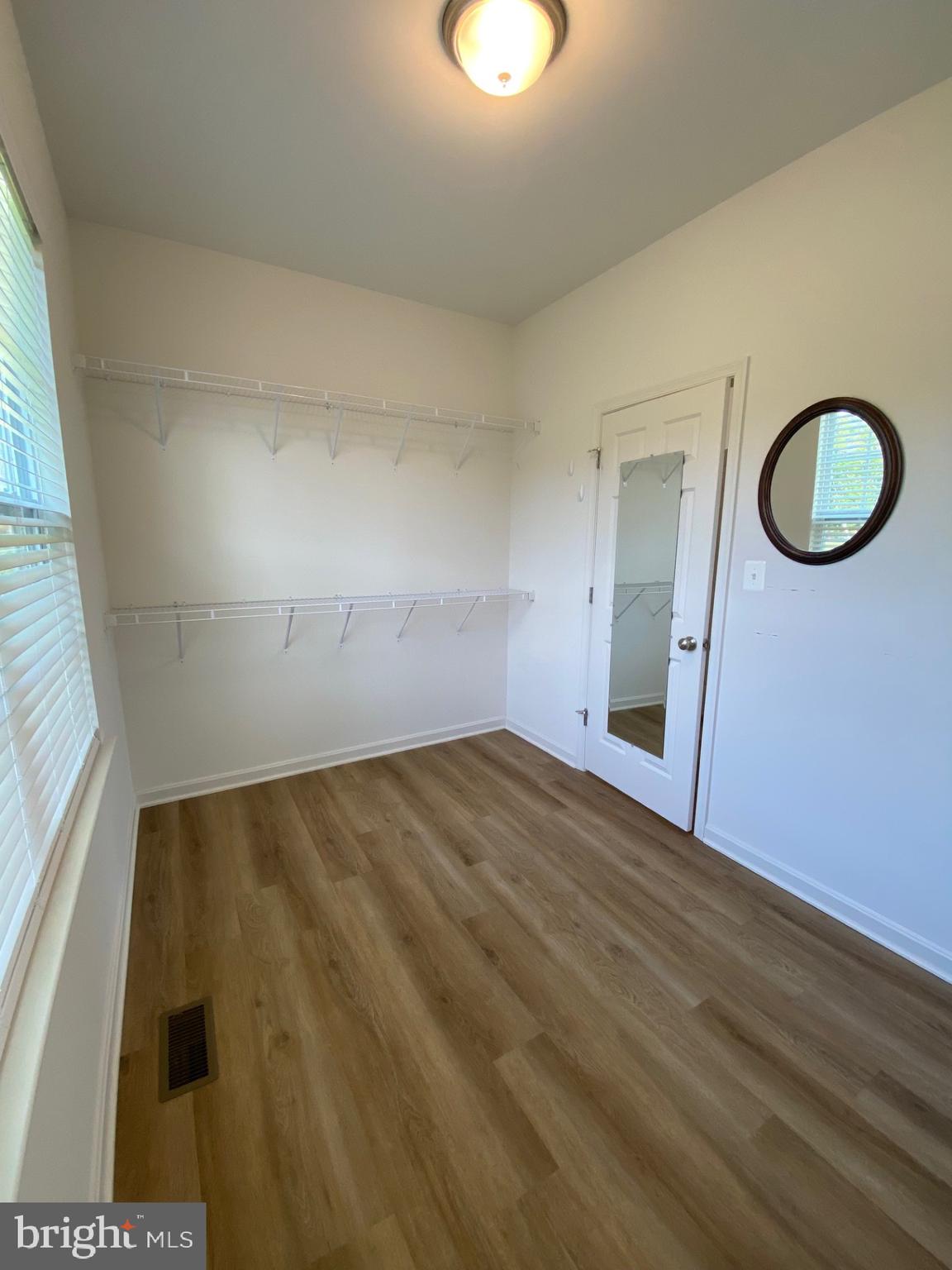 WALNUT GROVE ESTATES - Residential