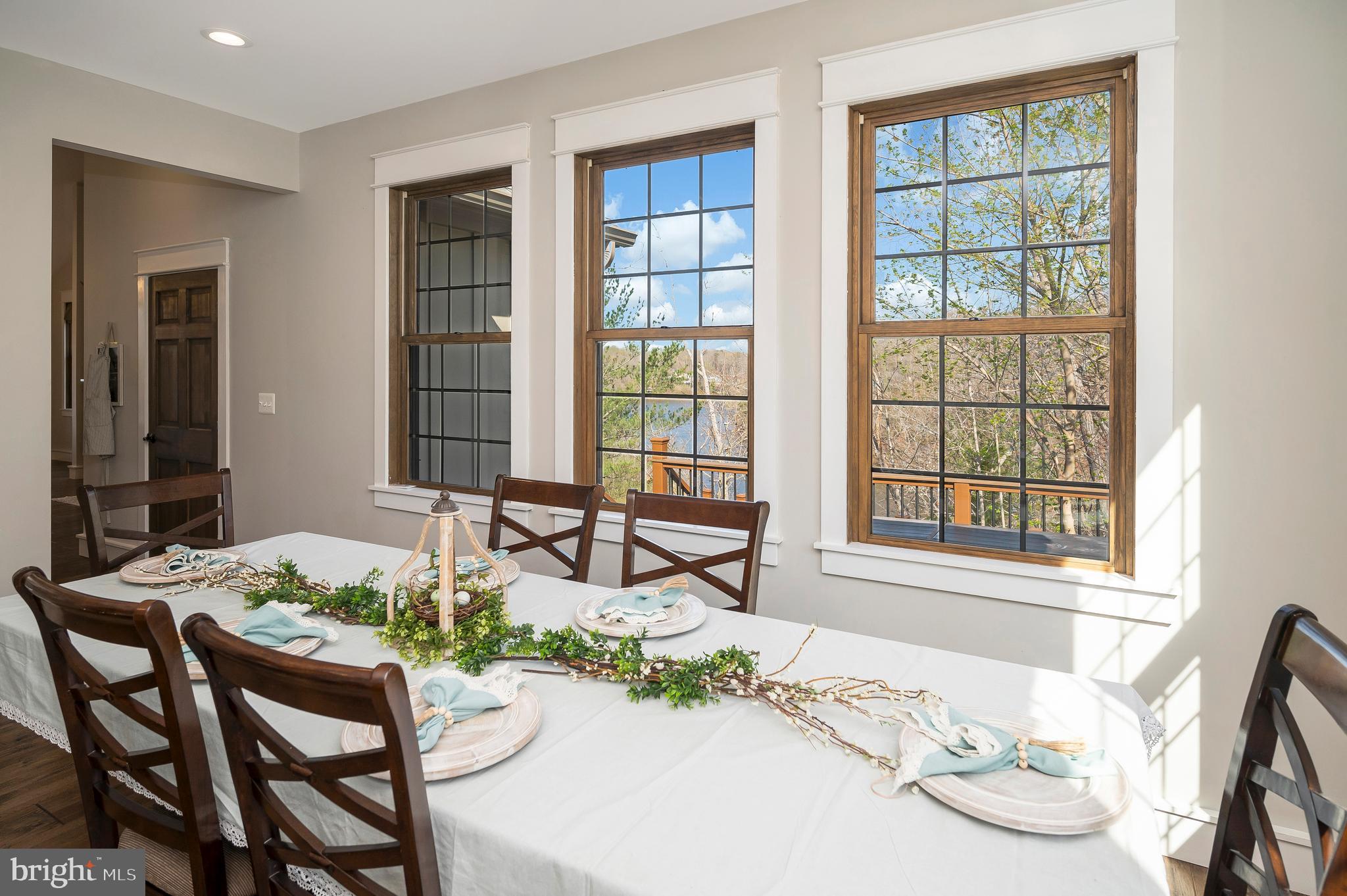 LAKE JACKSON SHORES - Residential