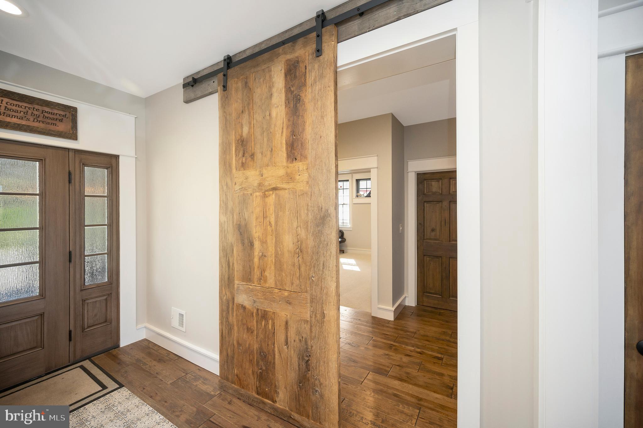 LAKE JACKSON SHORES - Residential