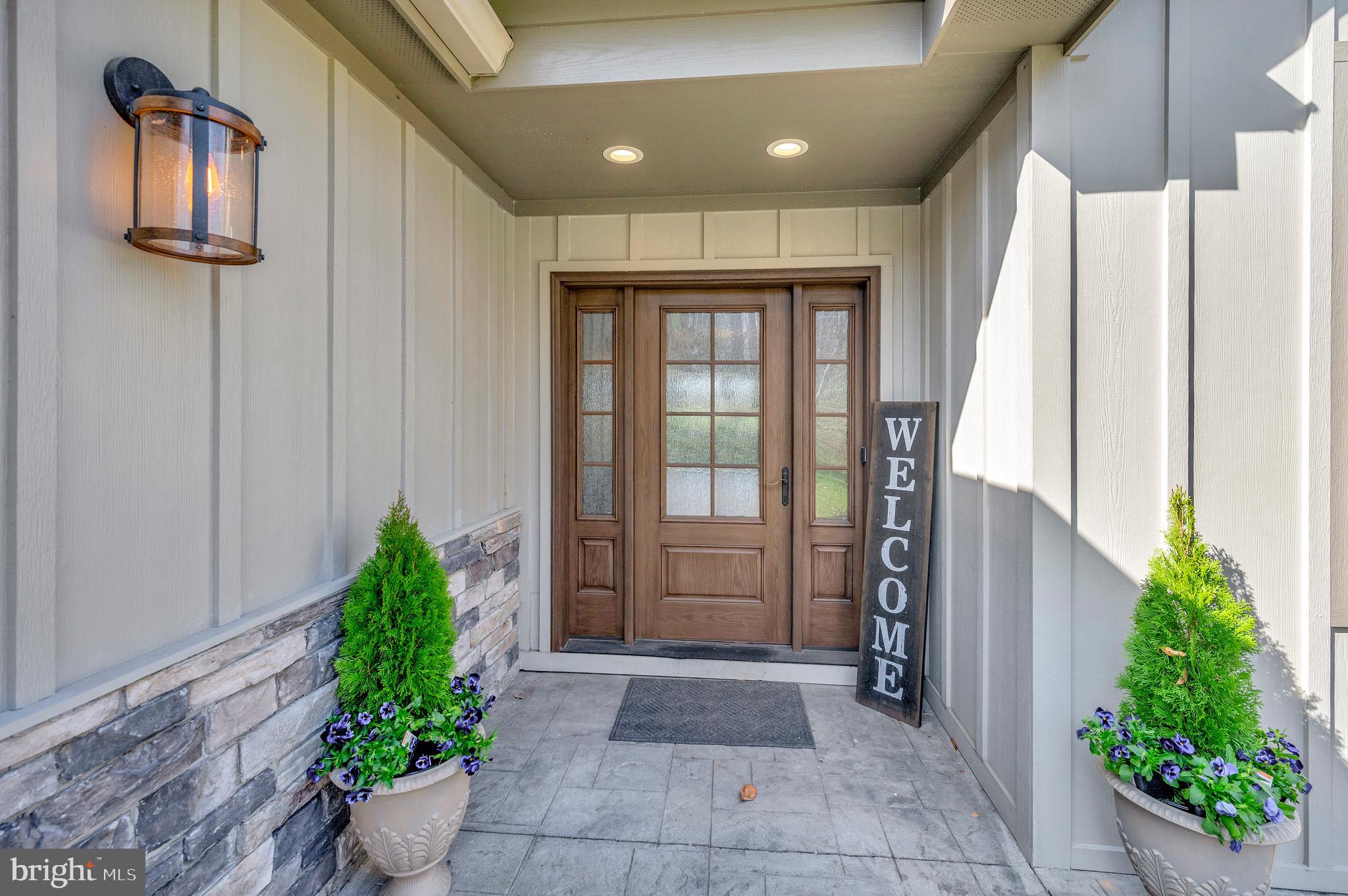 LAKE JACKSON SHORES - Residential