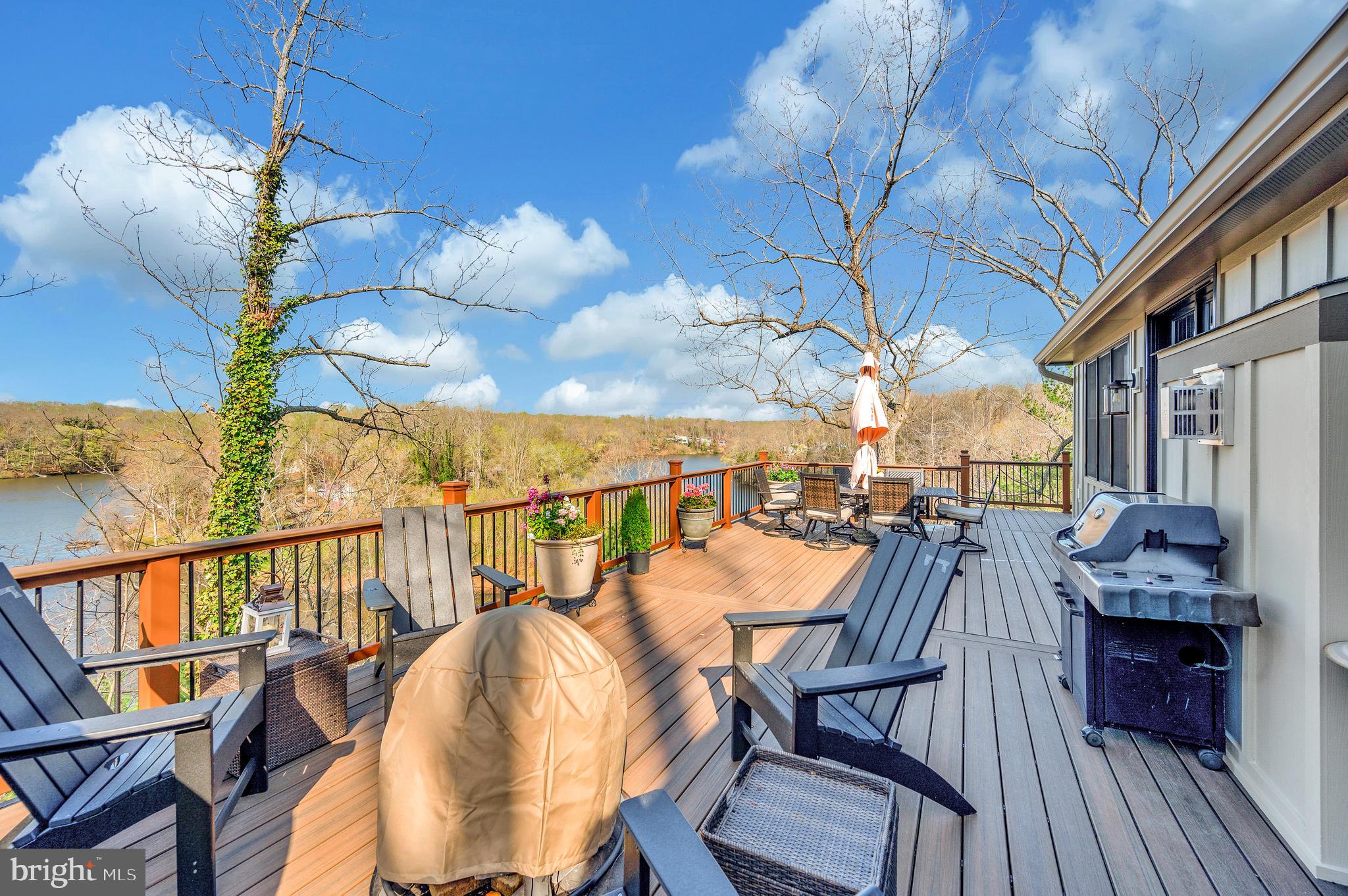 LAKE JACKSON SHORES - Residential