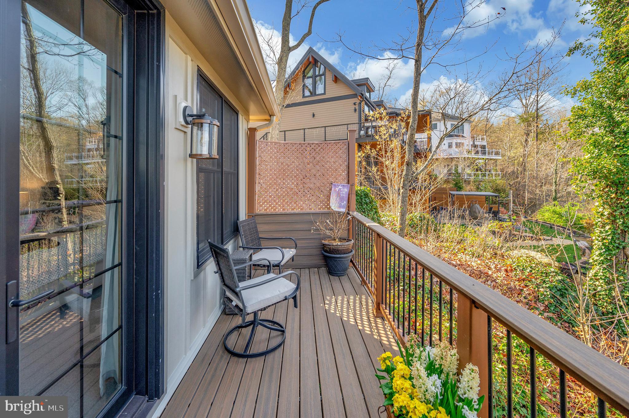 LAKE JACKSON SHORES - Residential