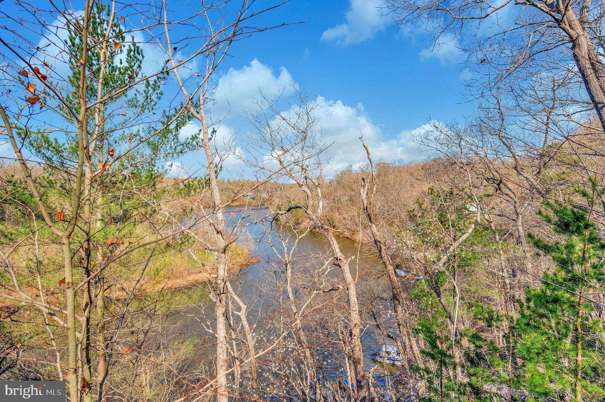 LAKE JACKSON SHORES - Residential