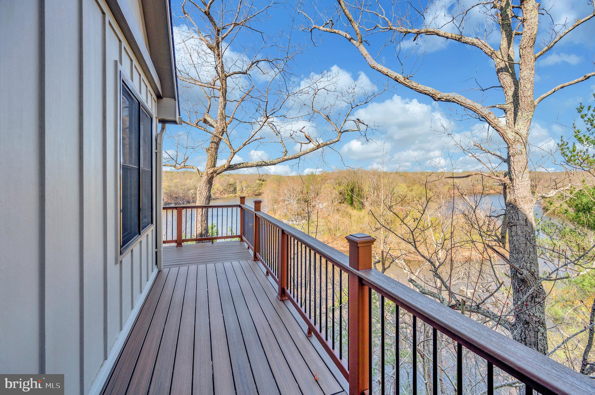 LAKE JACKSON SHORES - Residential