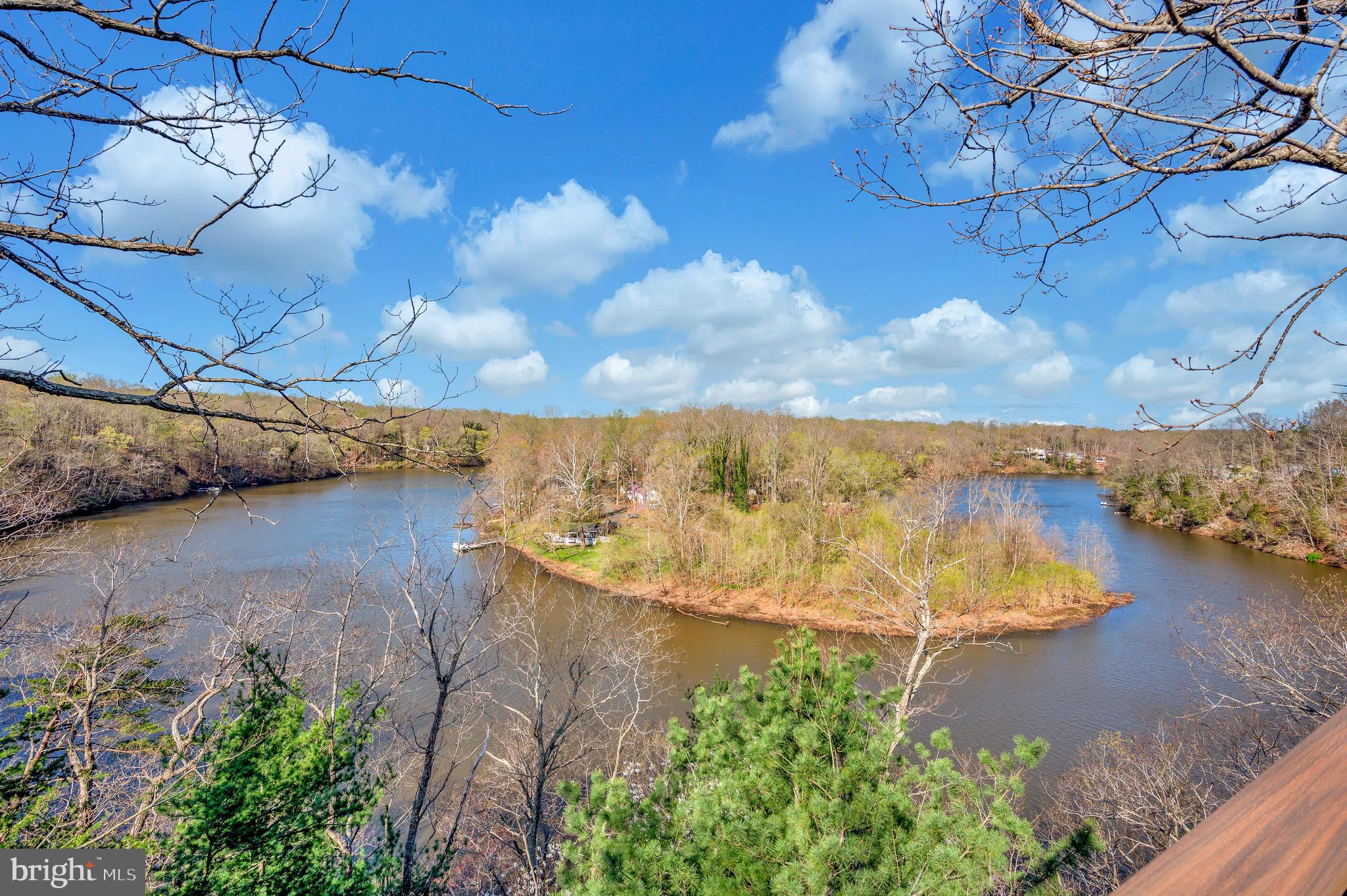 LAKE JACKSON SHORES - Residential