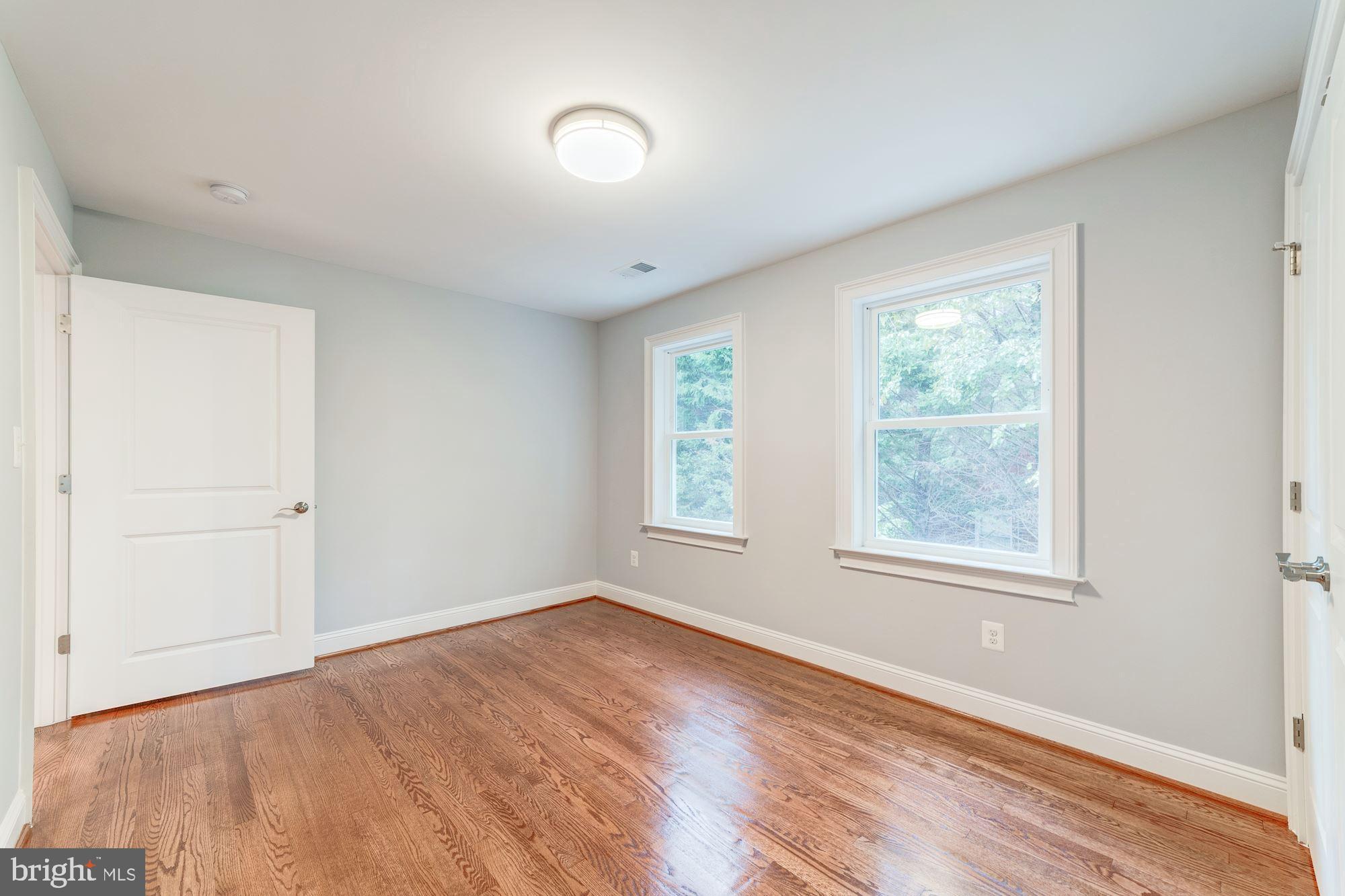 MUNSON HILL - Residential