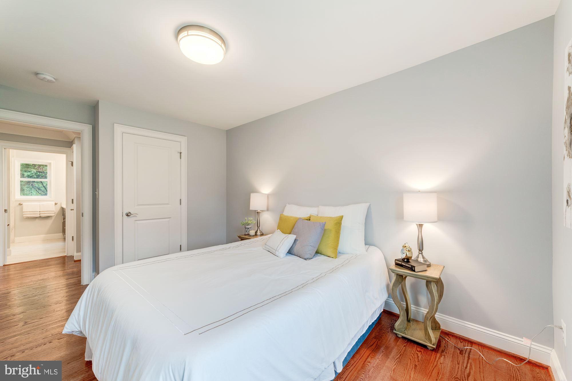 MUNSON HILL - Residential