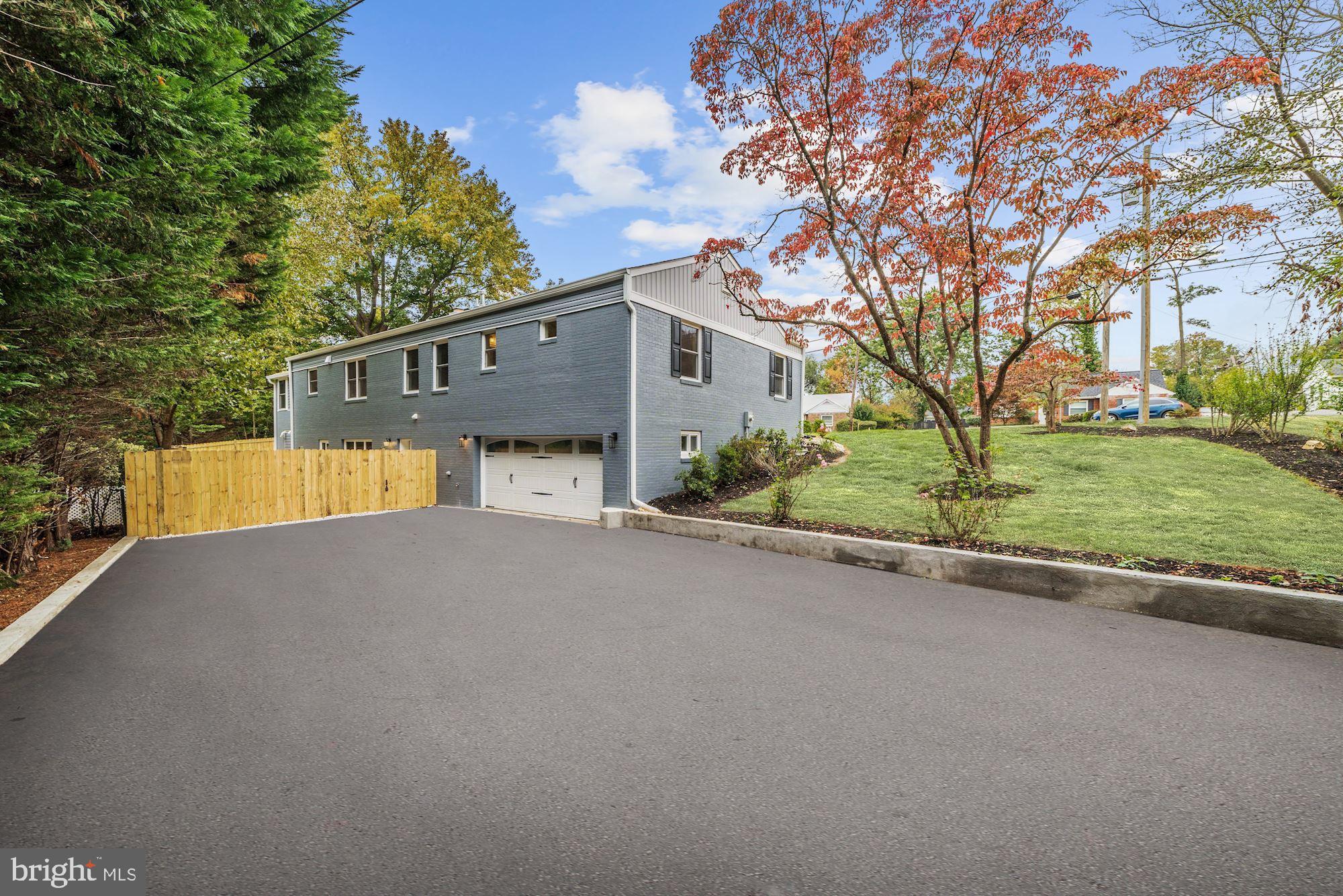 MUNSON HILL - Residential