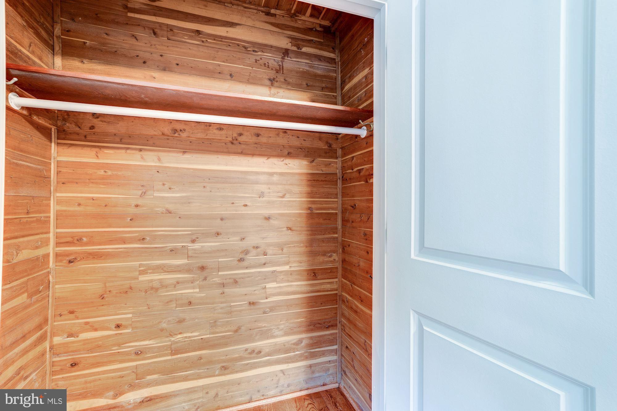 MUNSON HILL - Residential