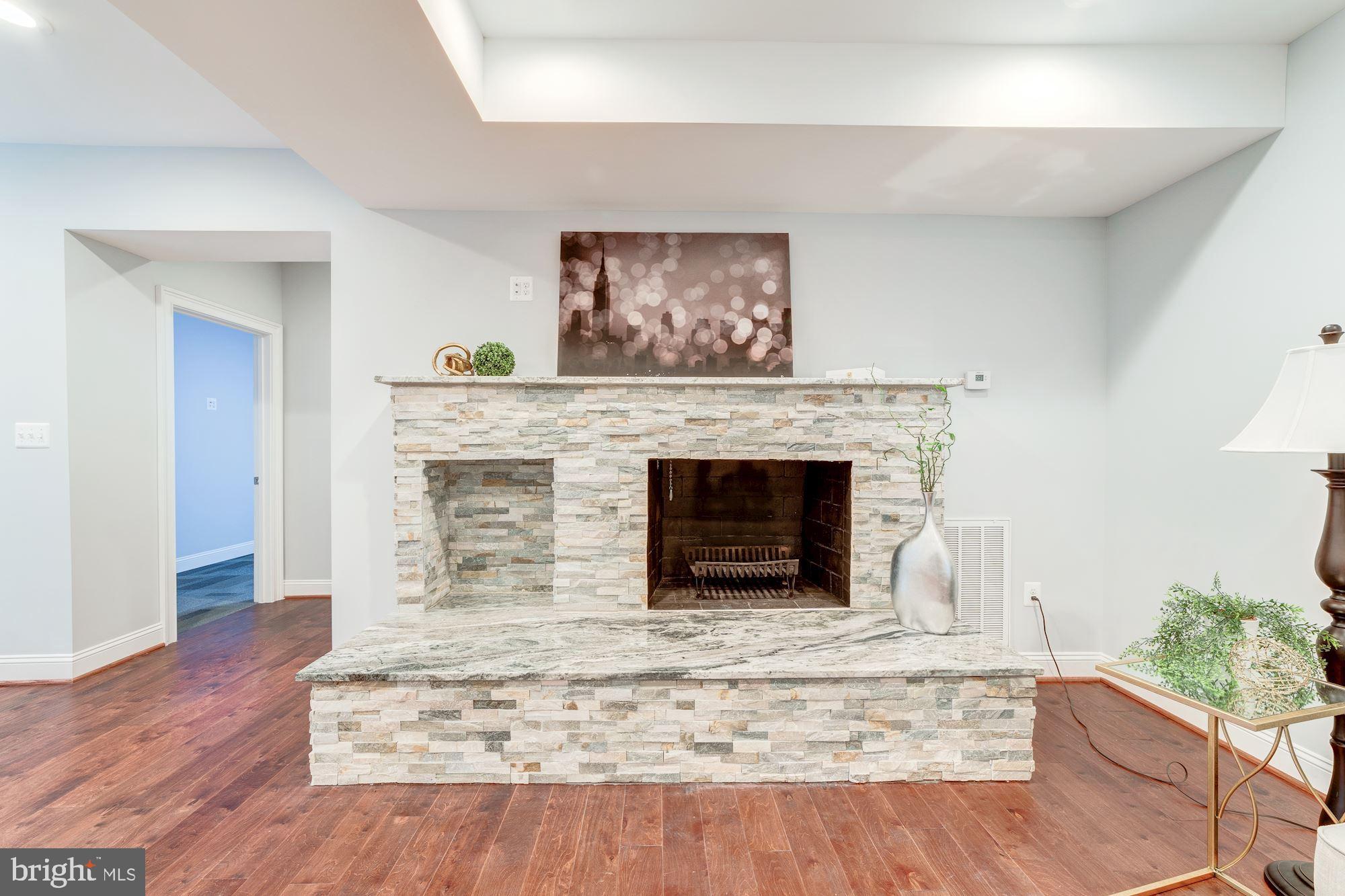 MUNSON HILL - Residential