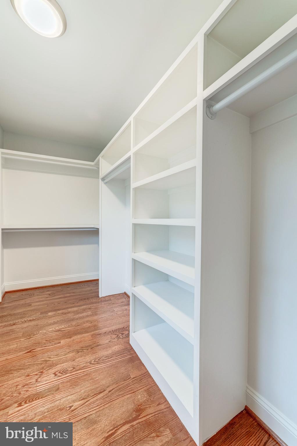 MUNSON HILL - Residential