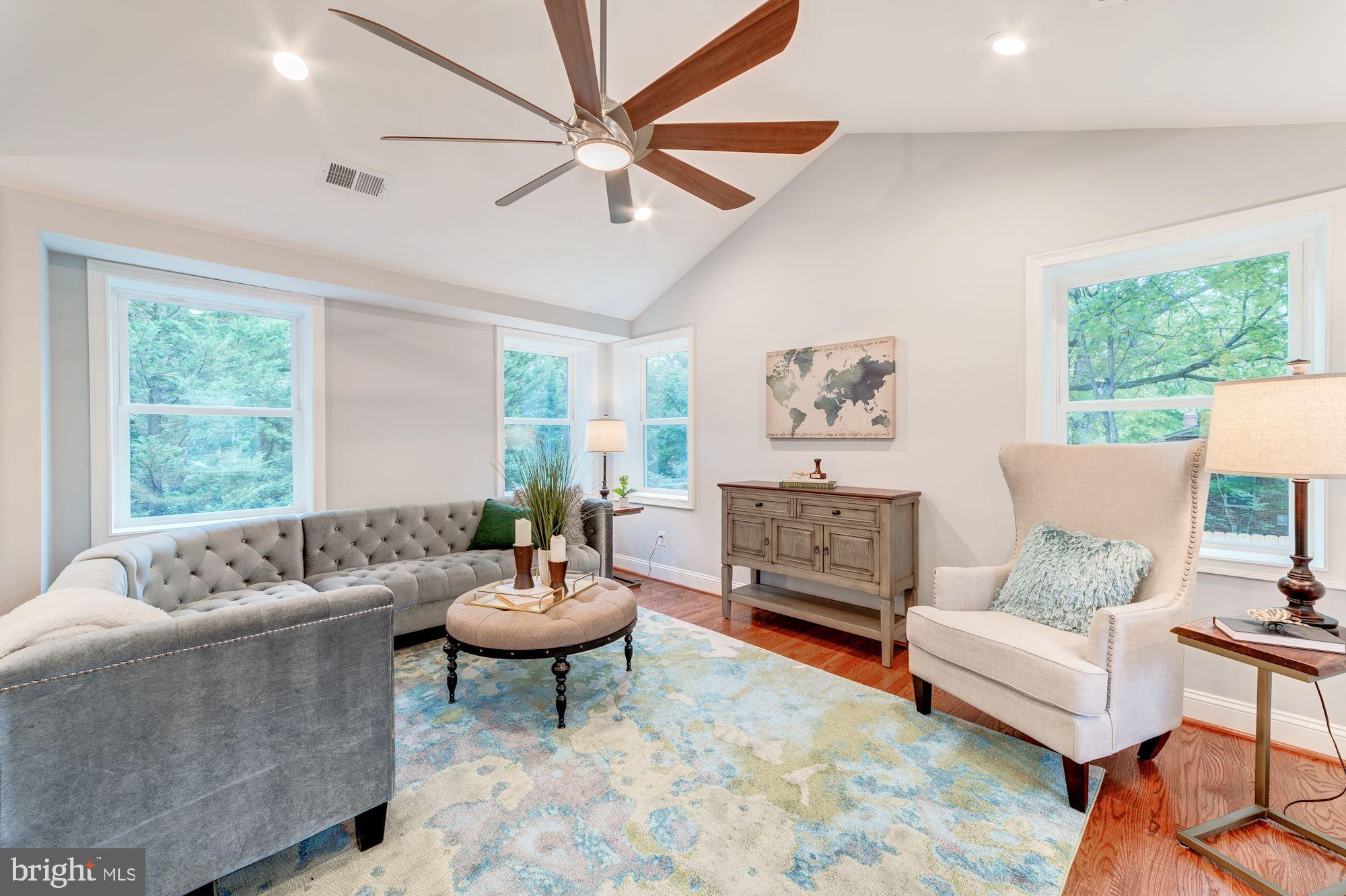 MUNSON HILL - Residential