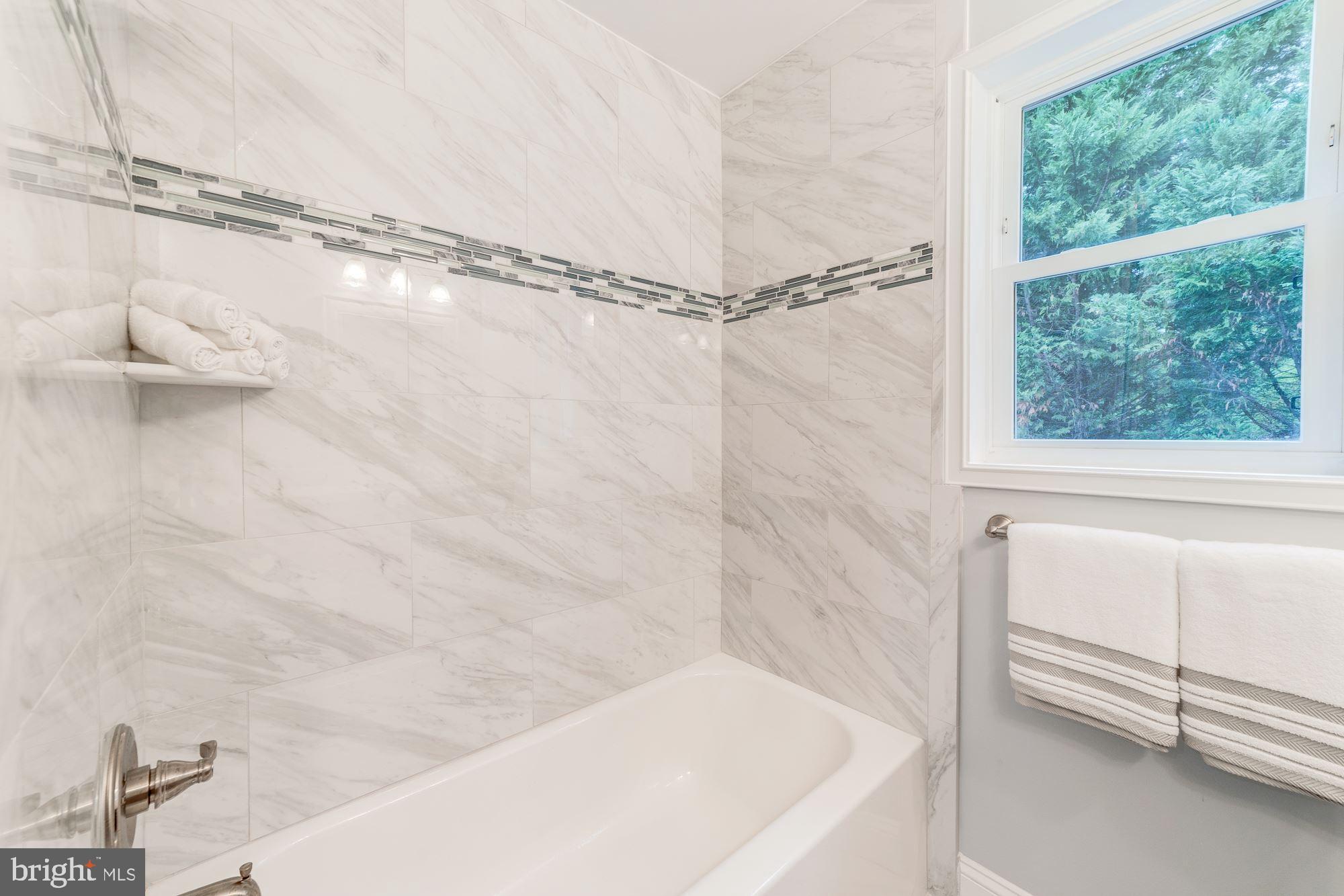 MUNSON HILL - Residential