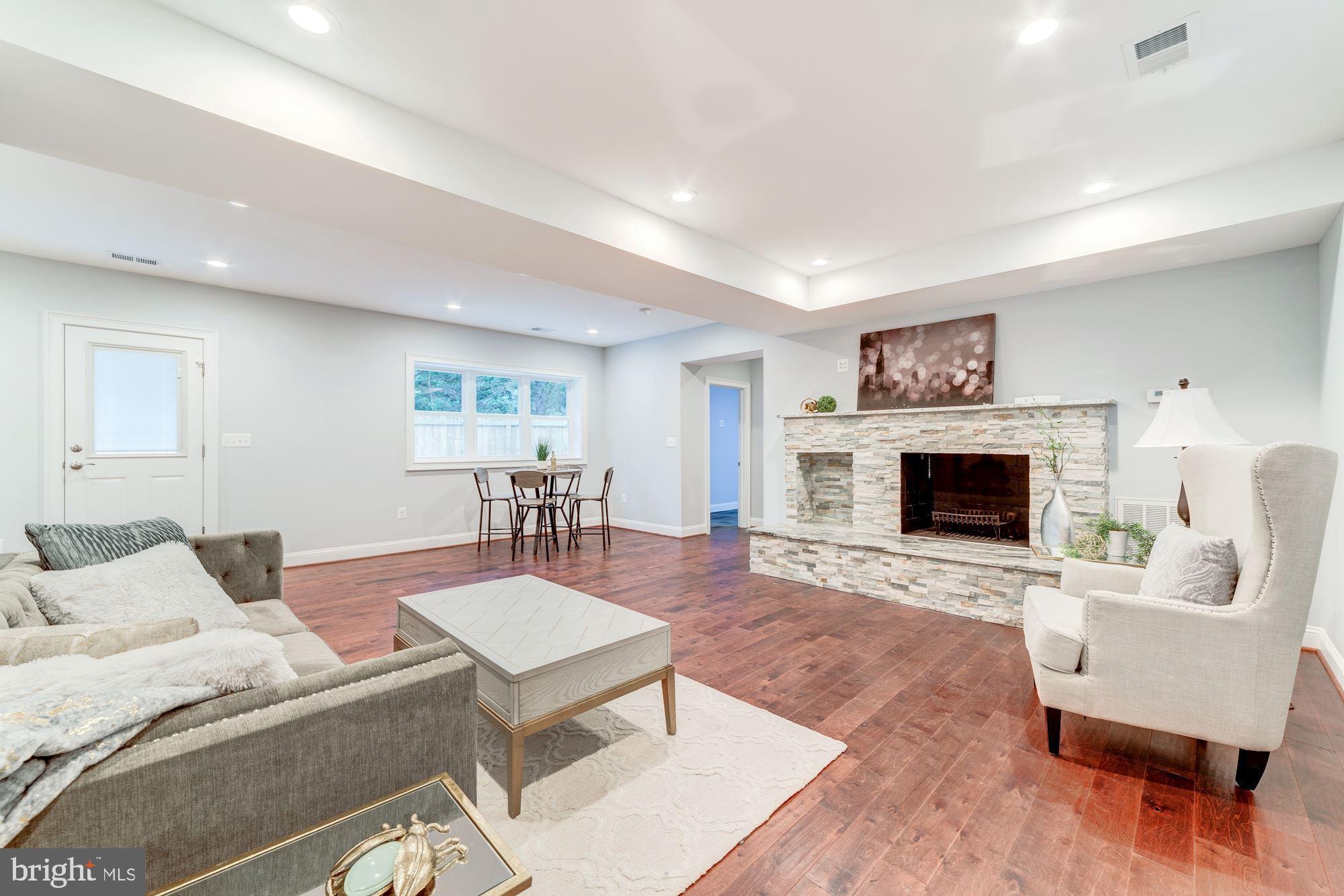 MUNSON HILL - Residential