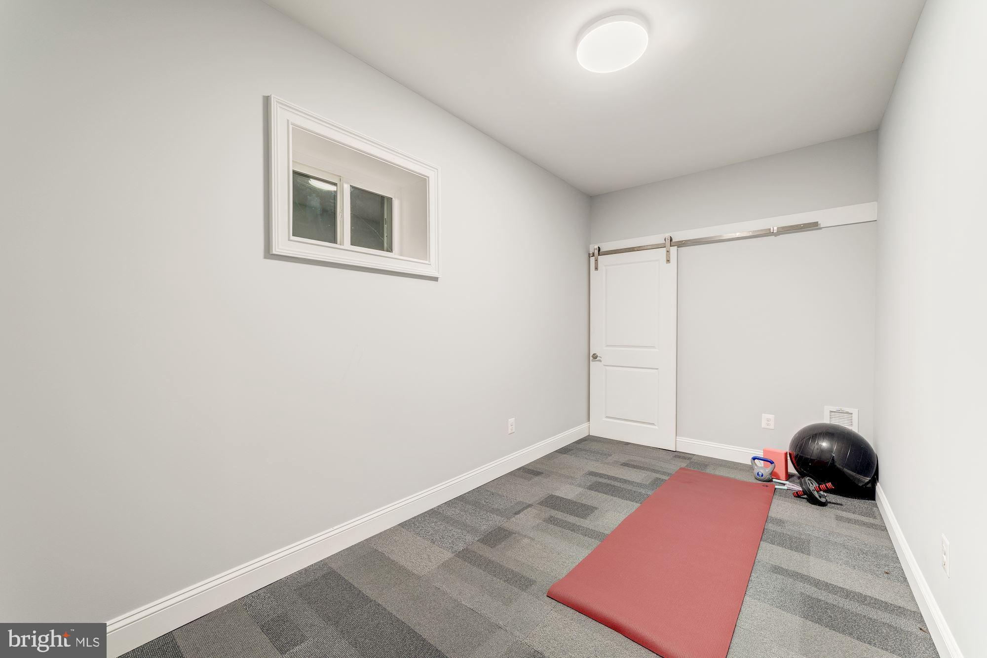 MUNSON HILL - Residential