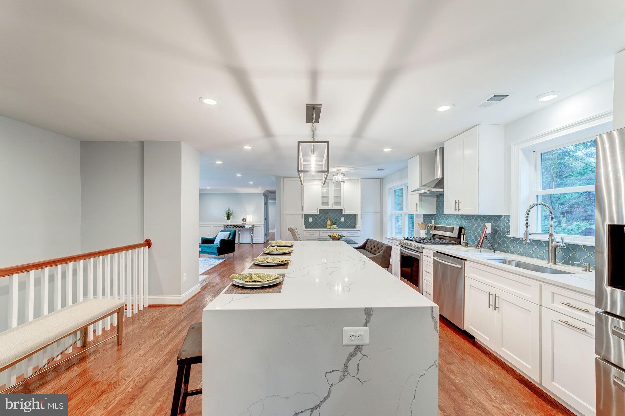 MUNSON HILL - Residential