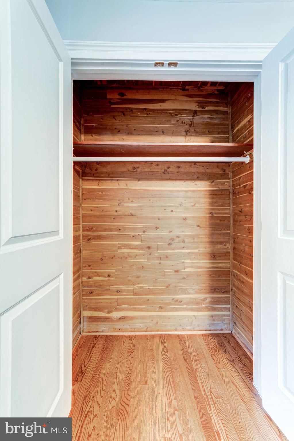 MUNSON HILL - Residential