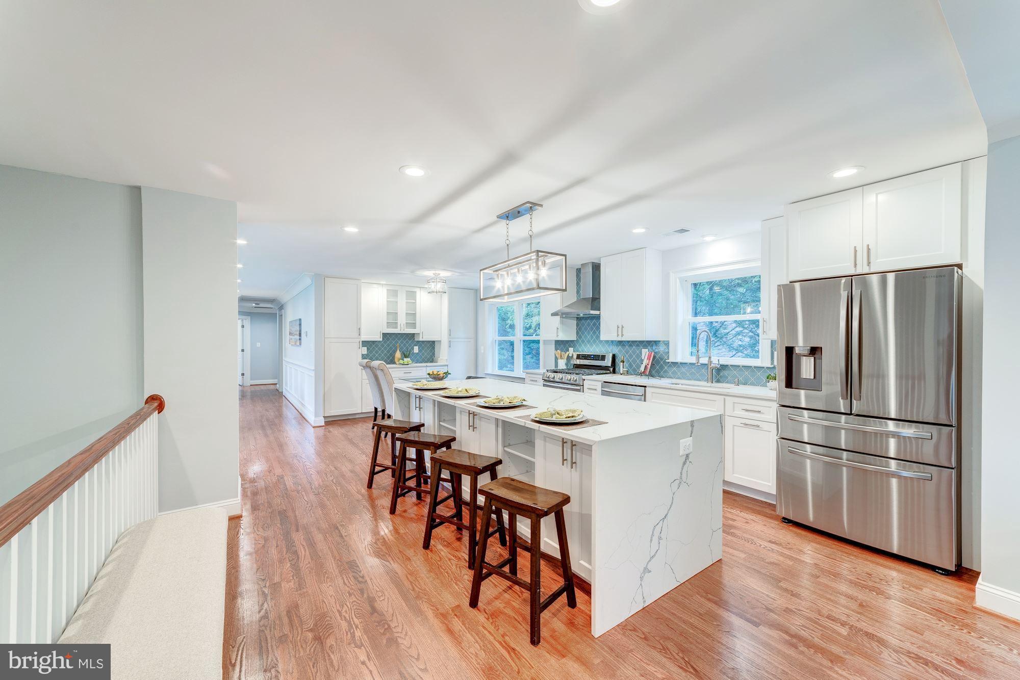 MUNSON HILL - Residential