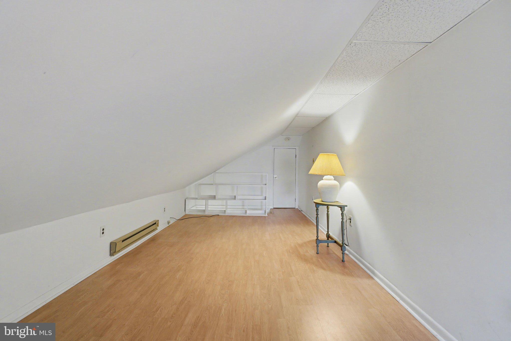 RIVERTON - Residential