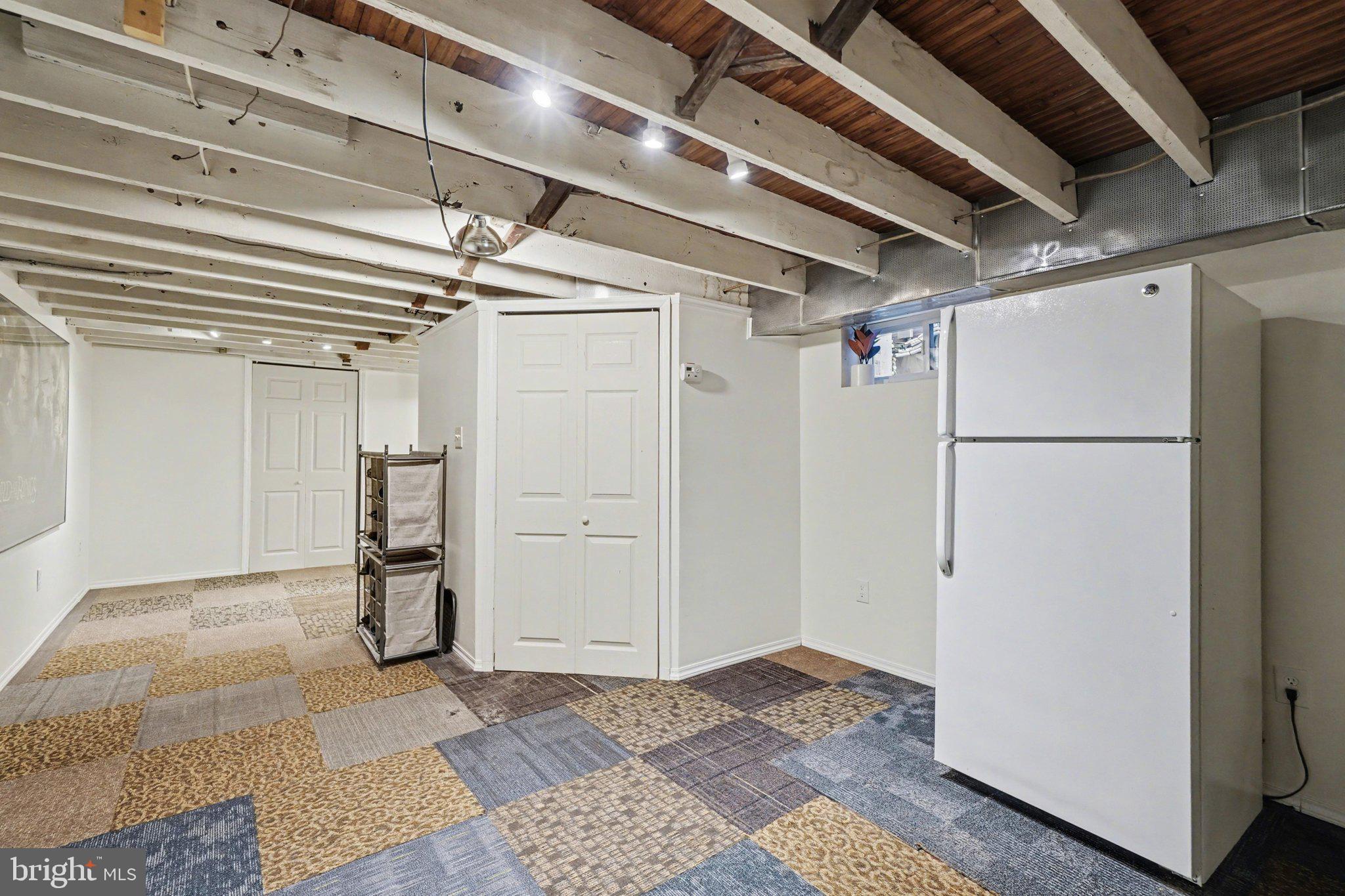 RIVERTON - Residential