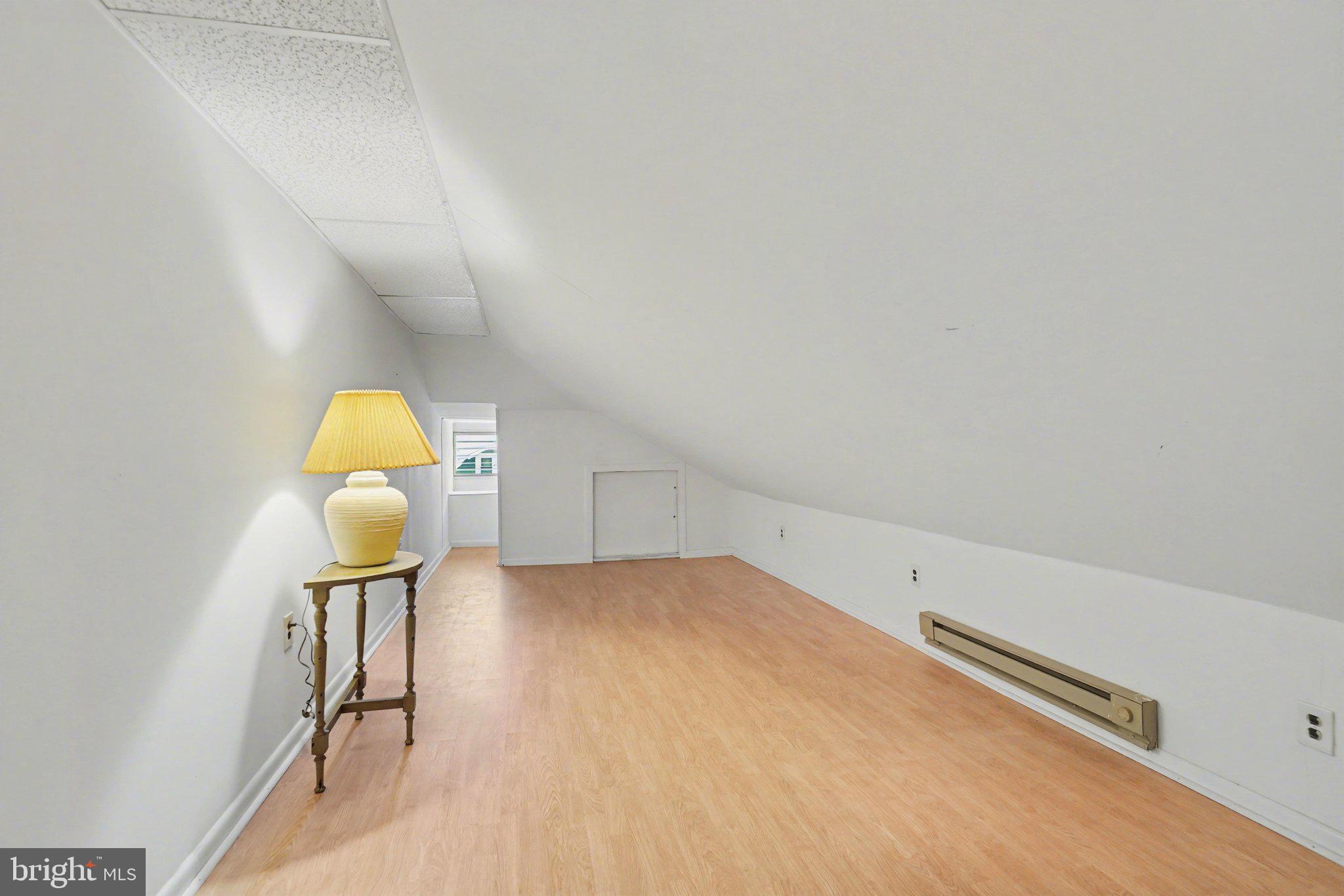 RIVERTON - Residential