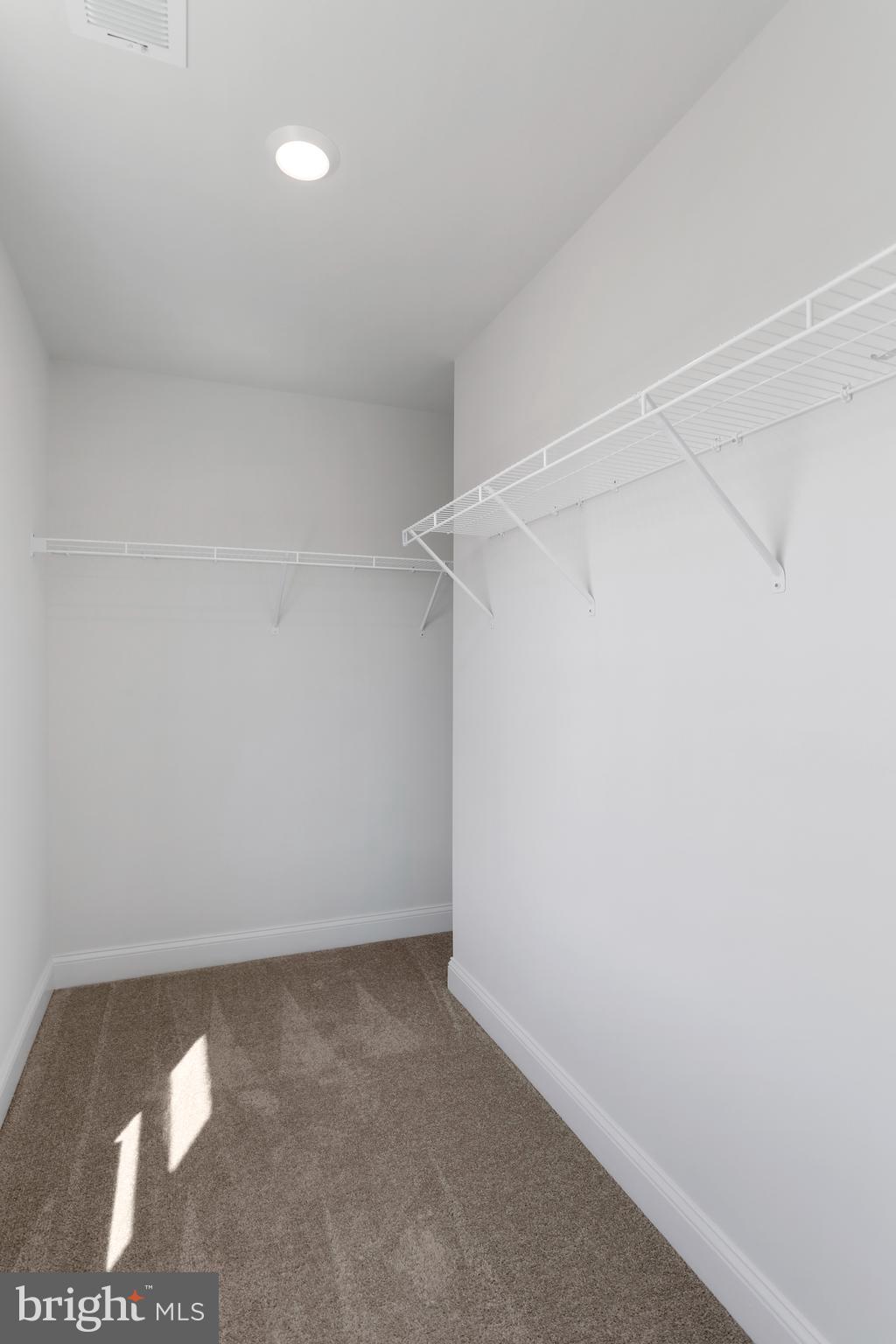 AMBERFIELD - Residential