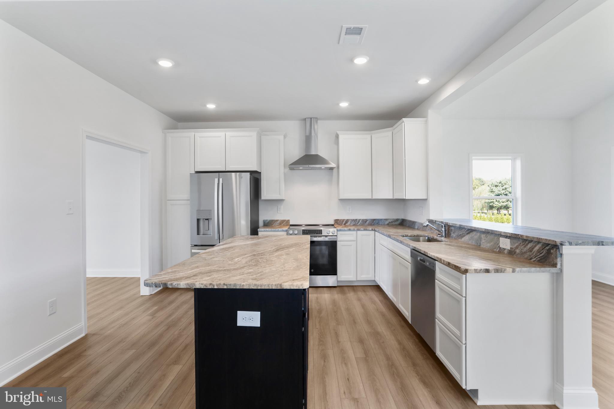 AMBERFIELD - Residential