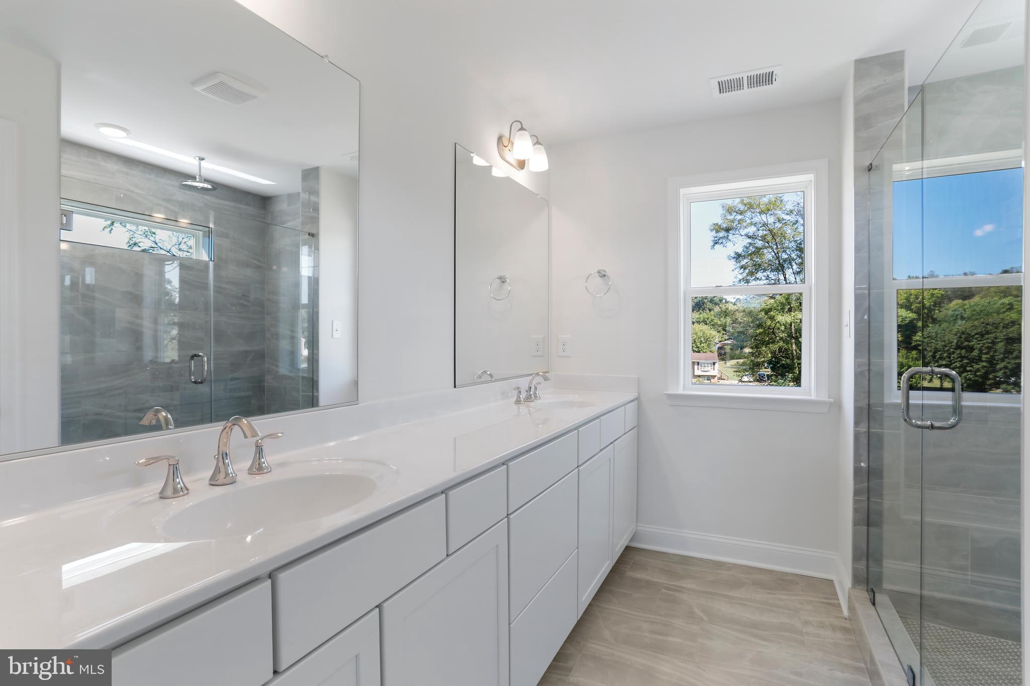 AMBERFIELD - Residential
