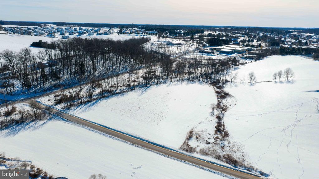 Photo of 901 Kirchner Rd, NEW FREEDOM, PA 17349 (MLS # PAYK2096988)