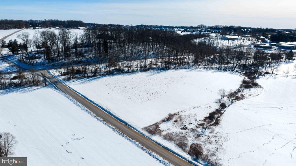 Photo of 901 Kirchner Rd, NEW FREEDOM, PA 17349 (MLS # PAYK2096988)