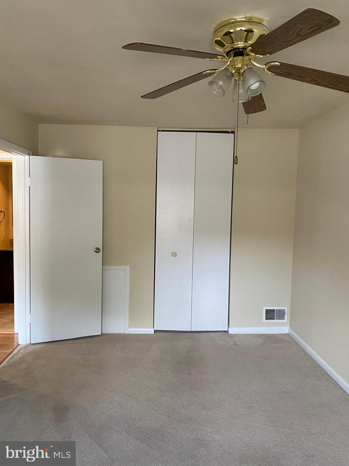 PINEWOOD LAWNS - Residential