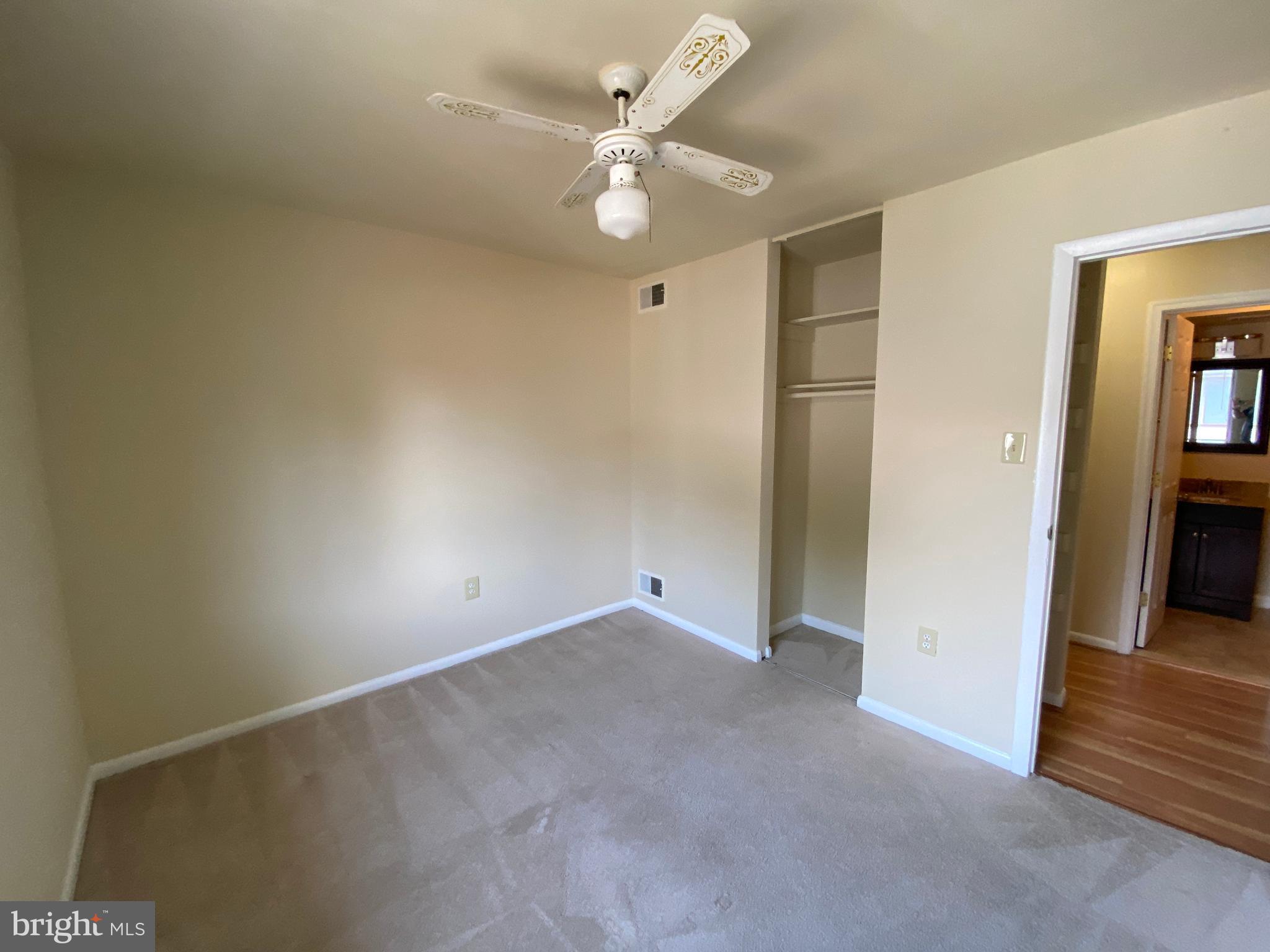 PINEWOOD LAWNS - Residential