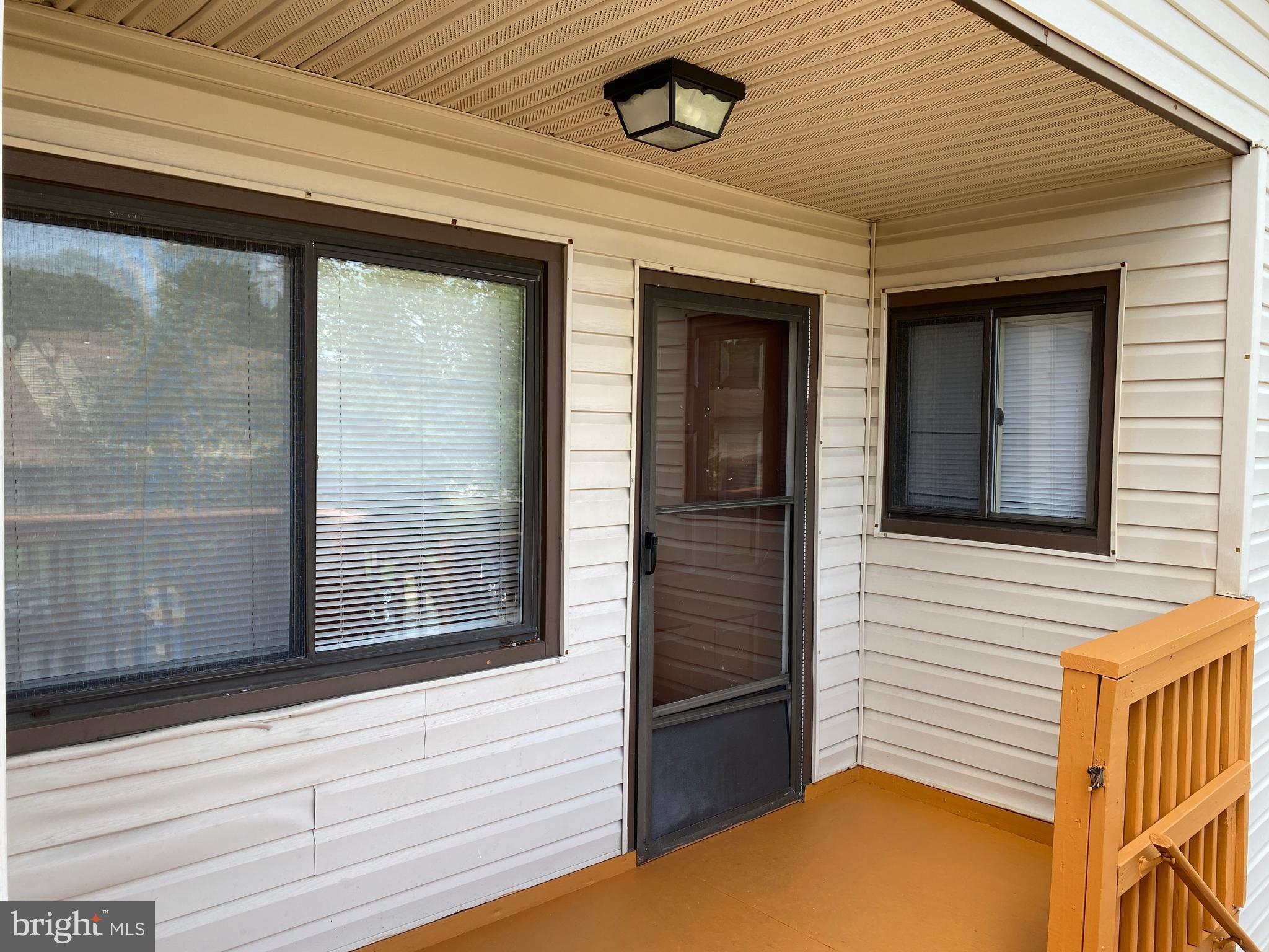 PINEWOOD LAWNS - Residential