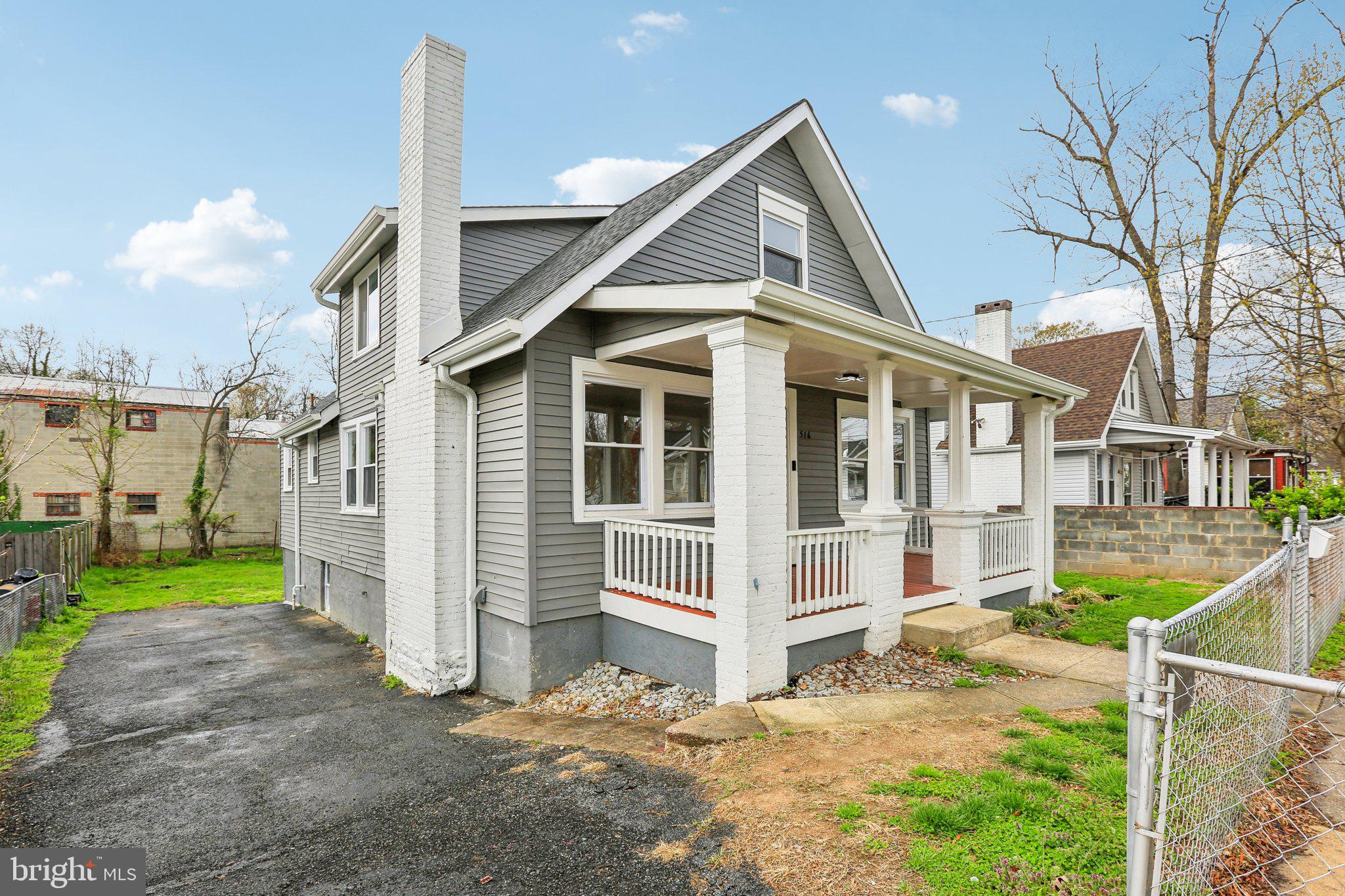 OAKMONT - Residential