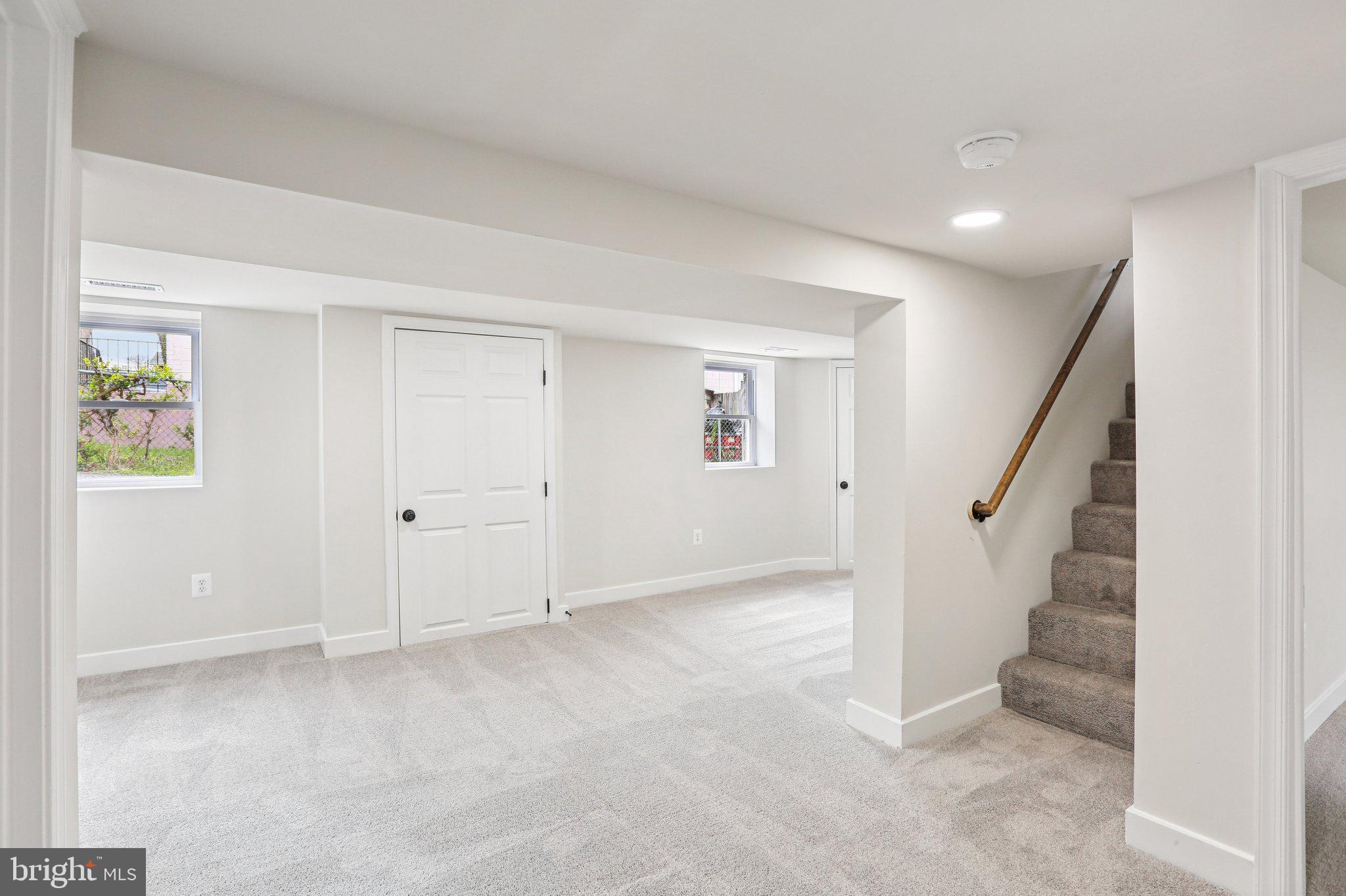 OAKMONT - Residential