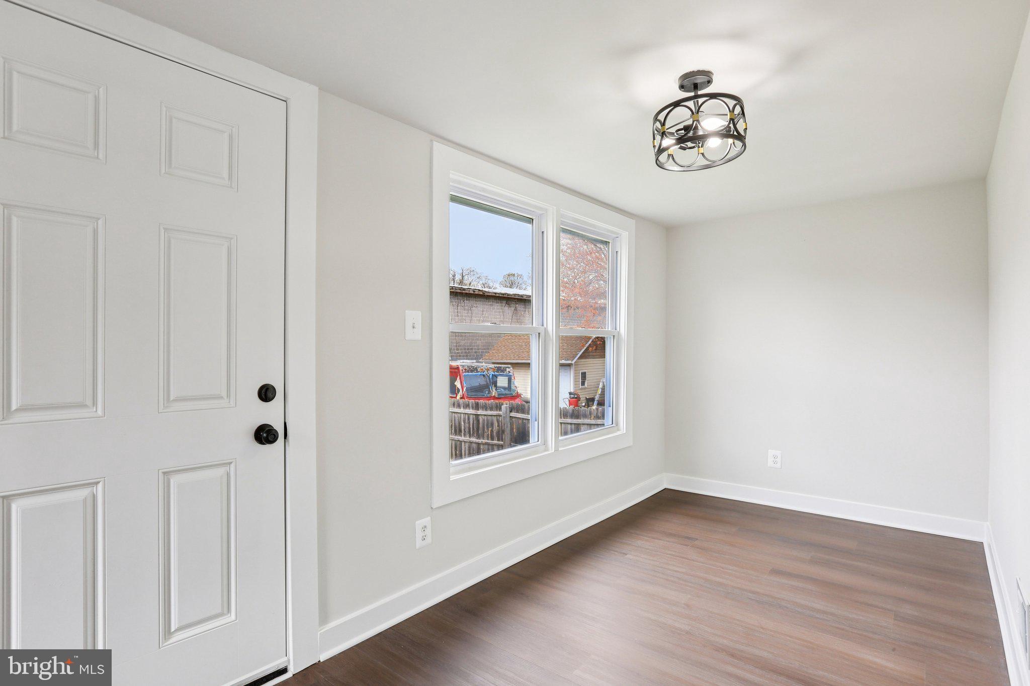 OAKMONT - Residential