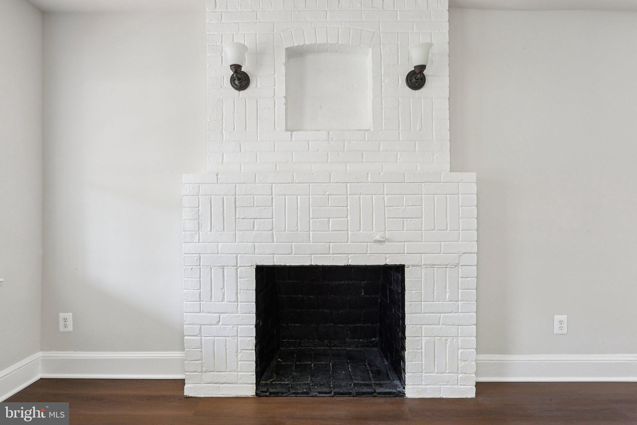 OAKMONT - Residential