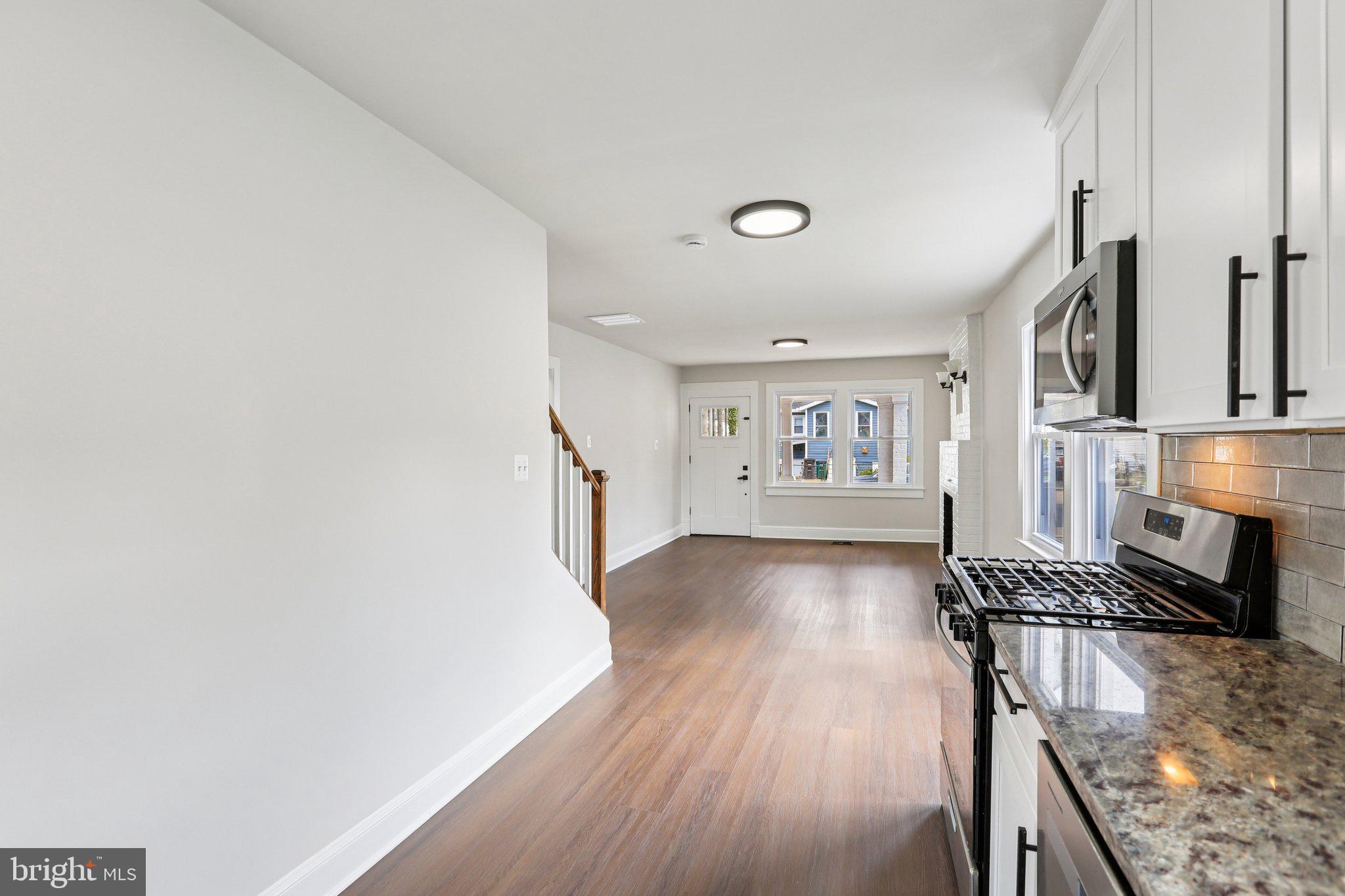 OAKMONT - Residential