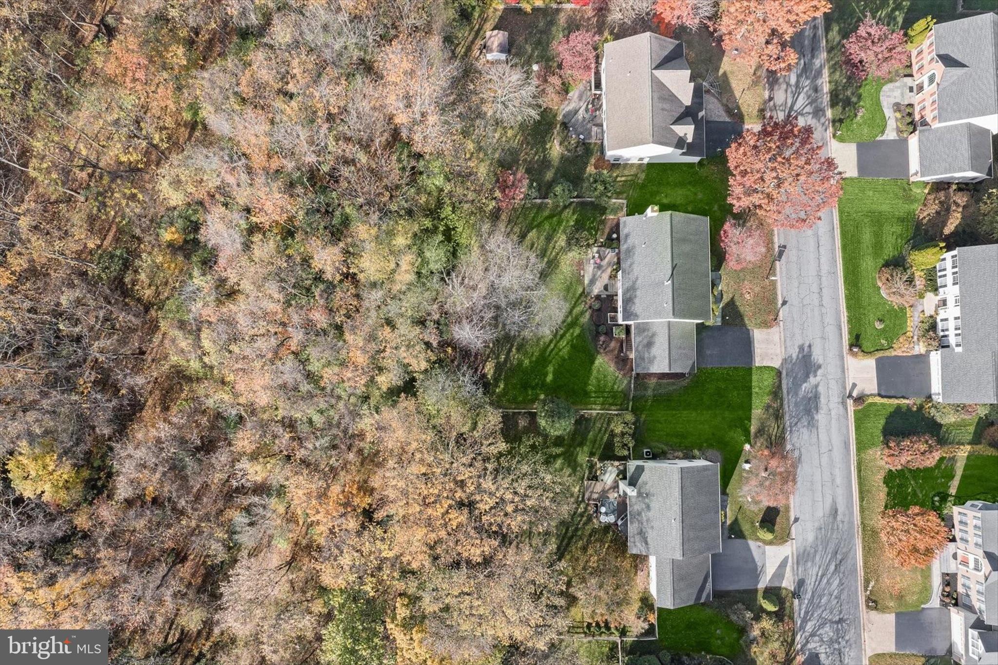 WINDSOR KNOLLS - Residential