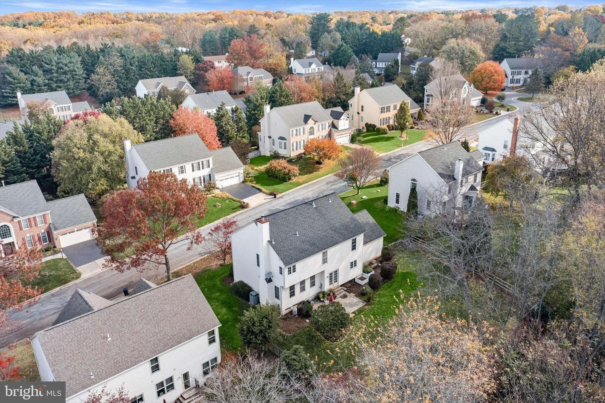 WINDSOR KNOLLS - Residential