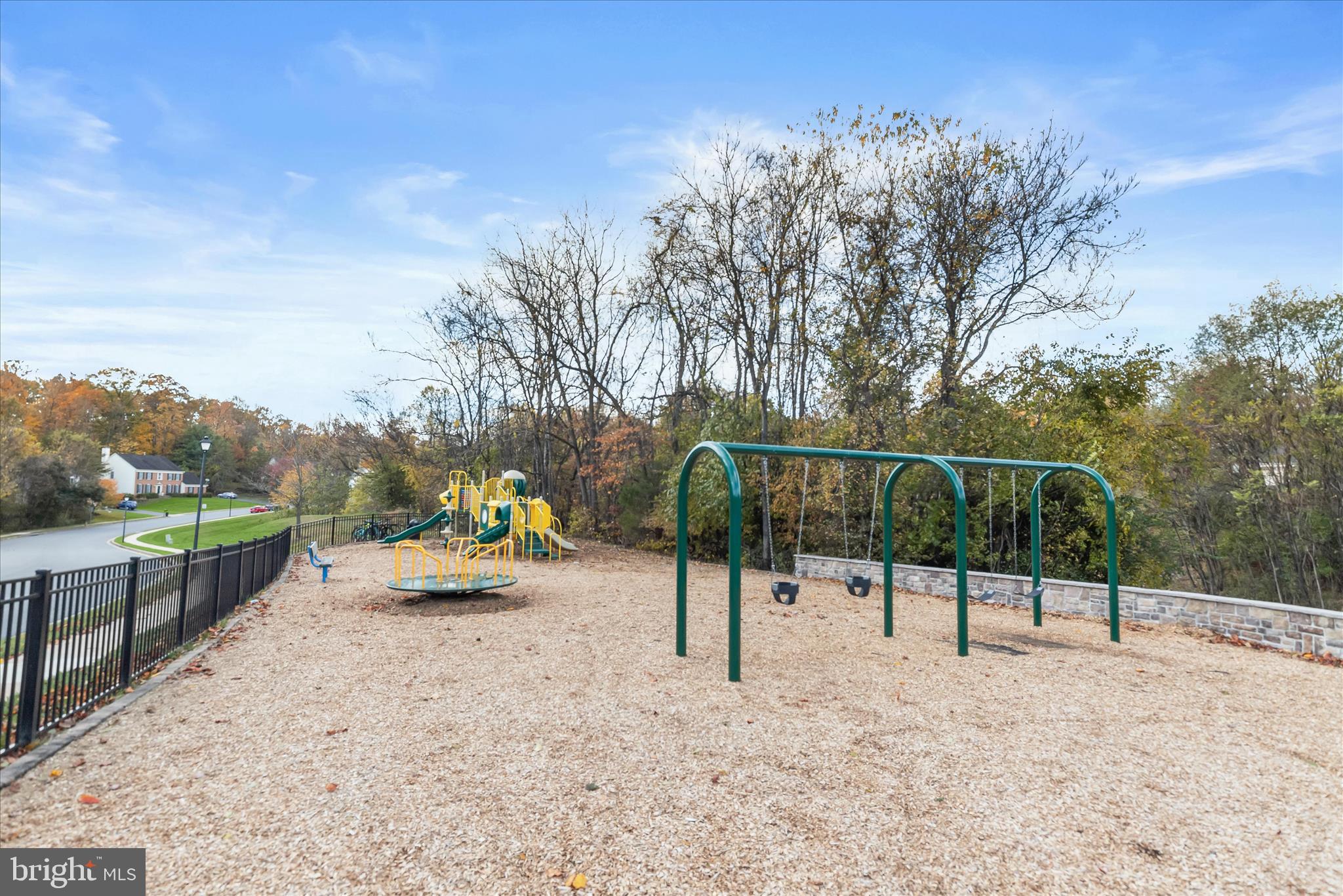 WINDSOR KNOLLS - Residential