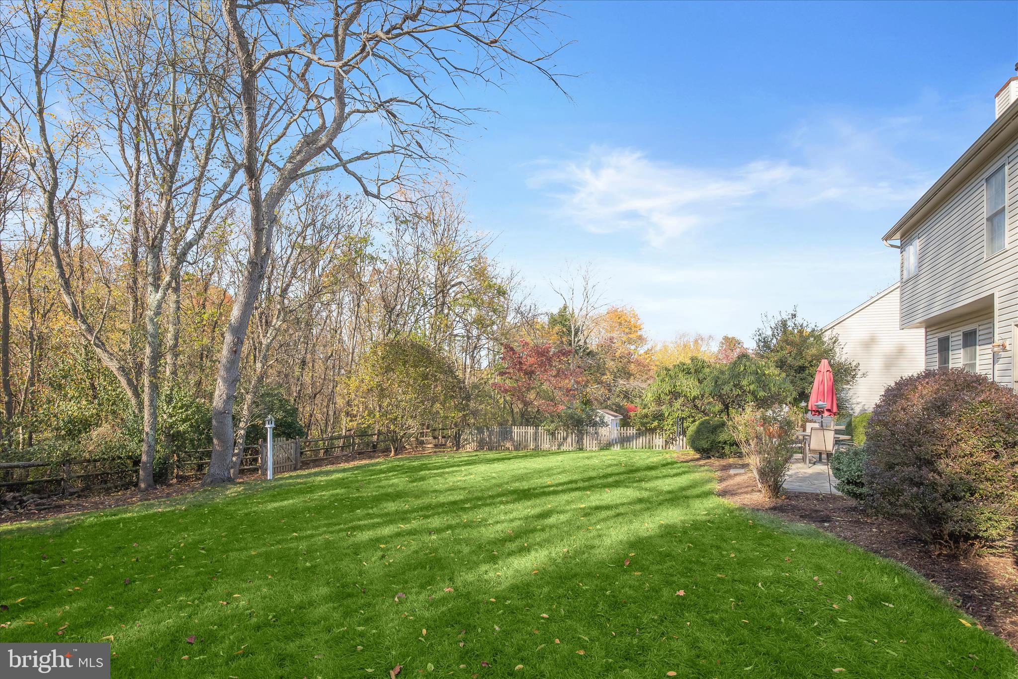 WINDSOR KNOLLS - Residential