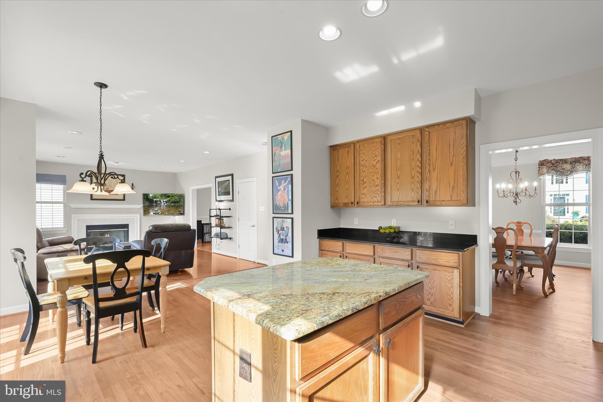 WINDSOR KNOLLS - Residential